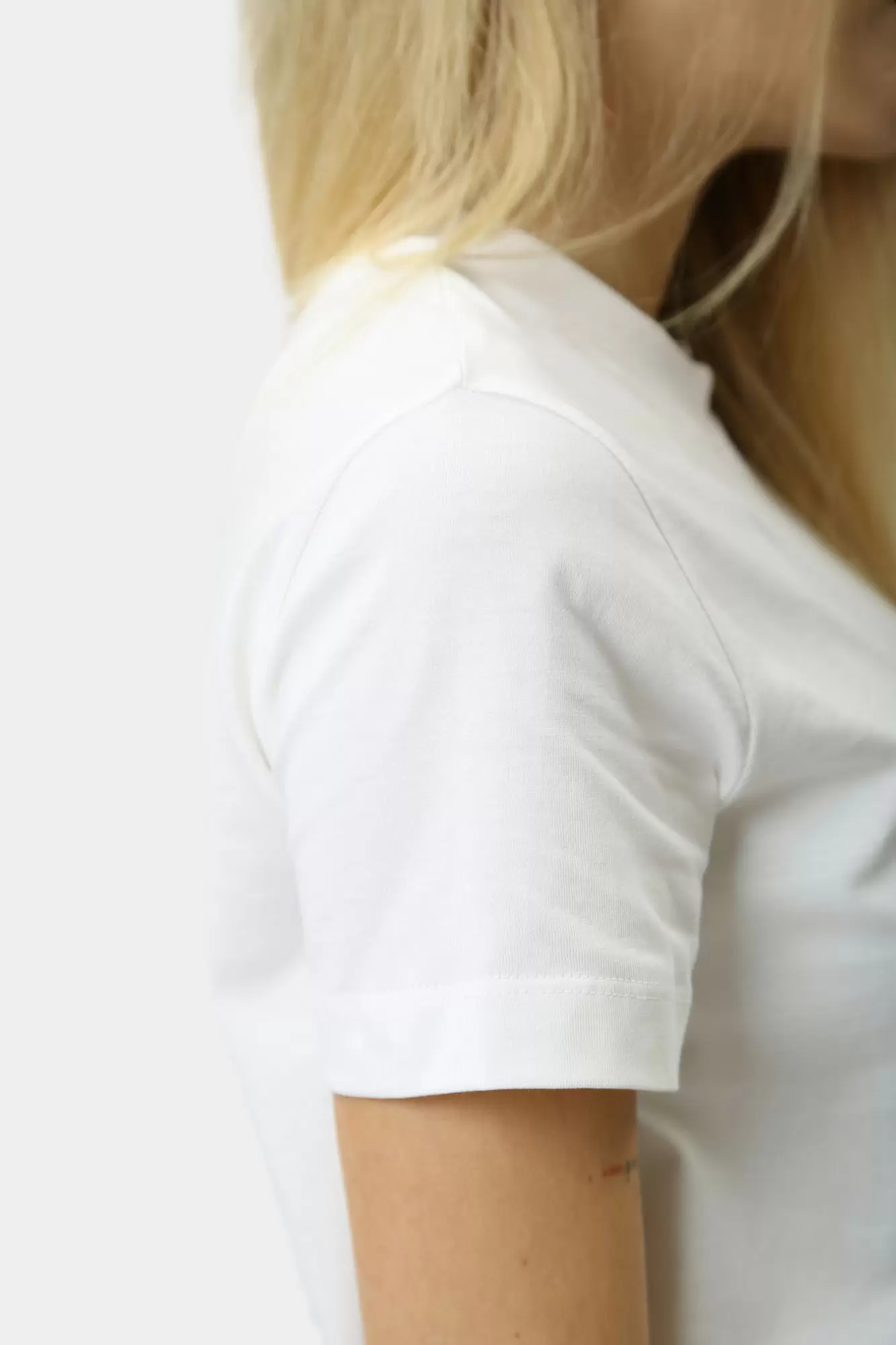 J20J224439 футболка calvin klein jeans