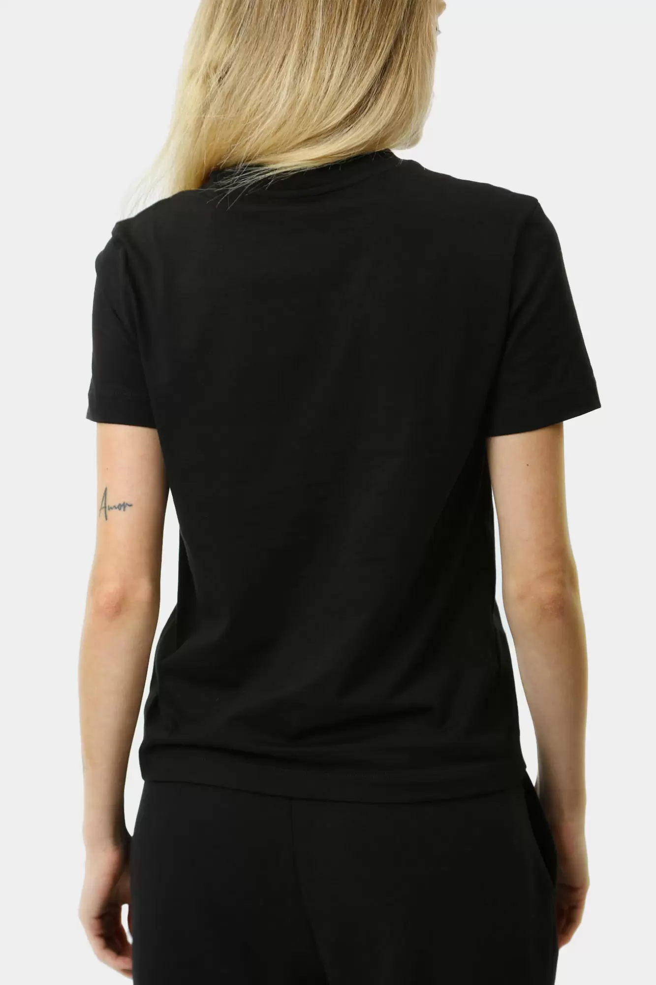 J20J224439 футболка calvin klein jeans