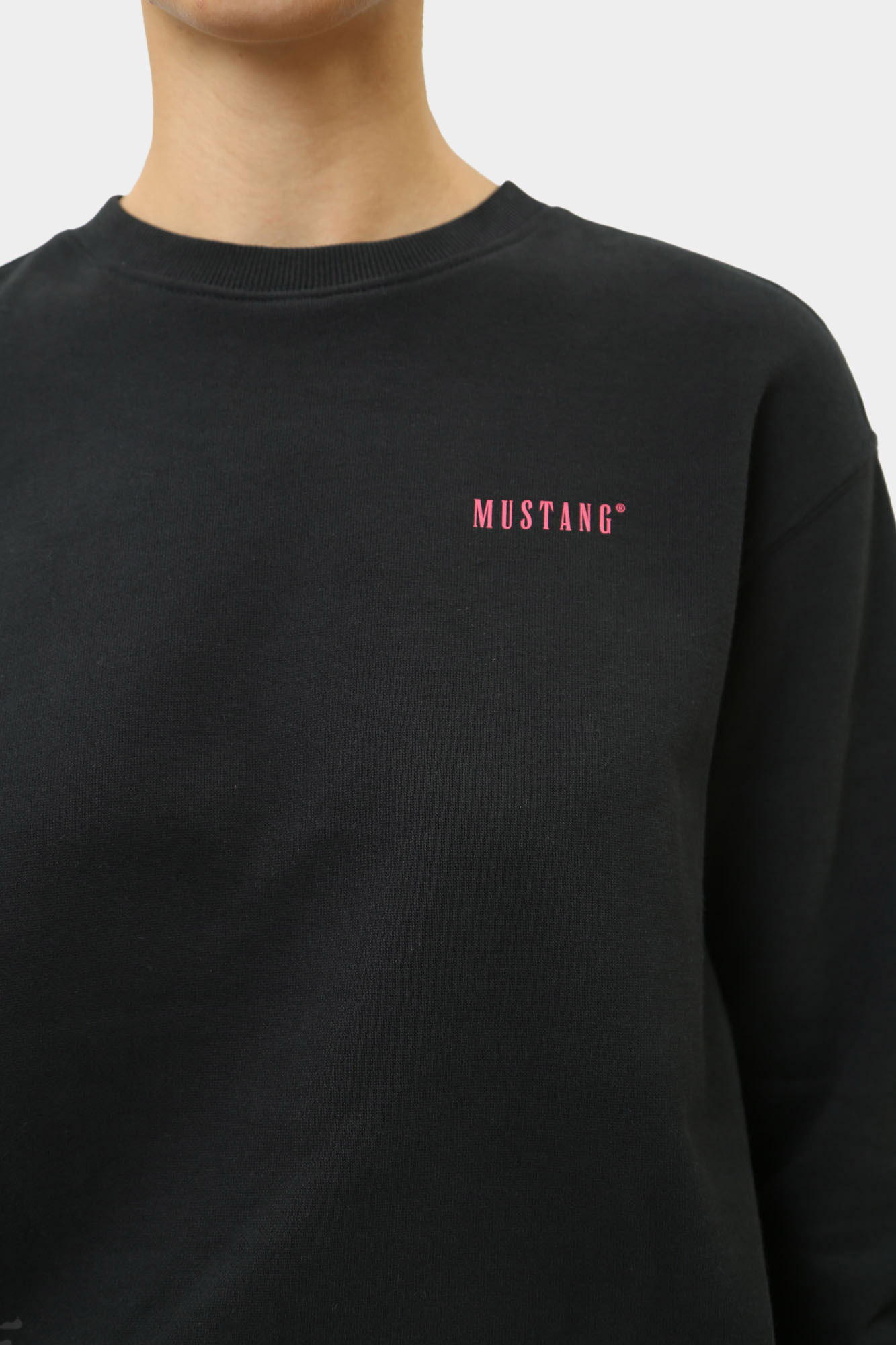 1015466 свитшот mustang 