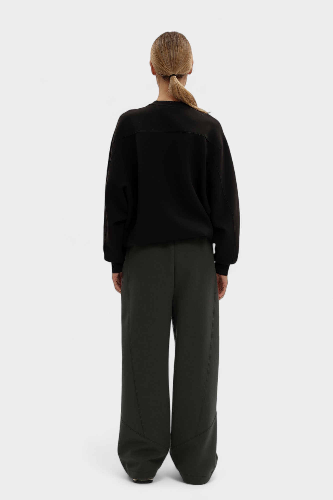 G8396000190N-WF551F04-822H свитшот trussardi 