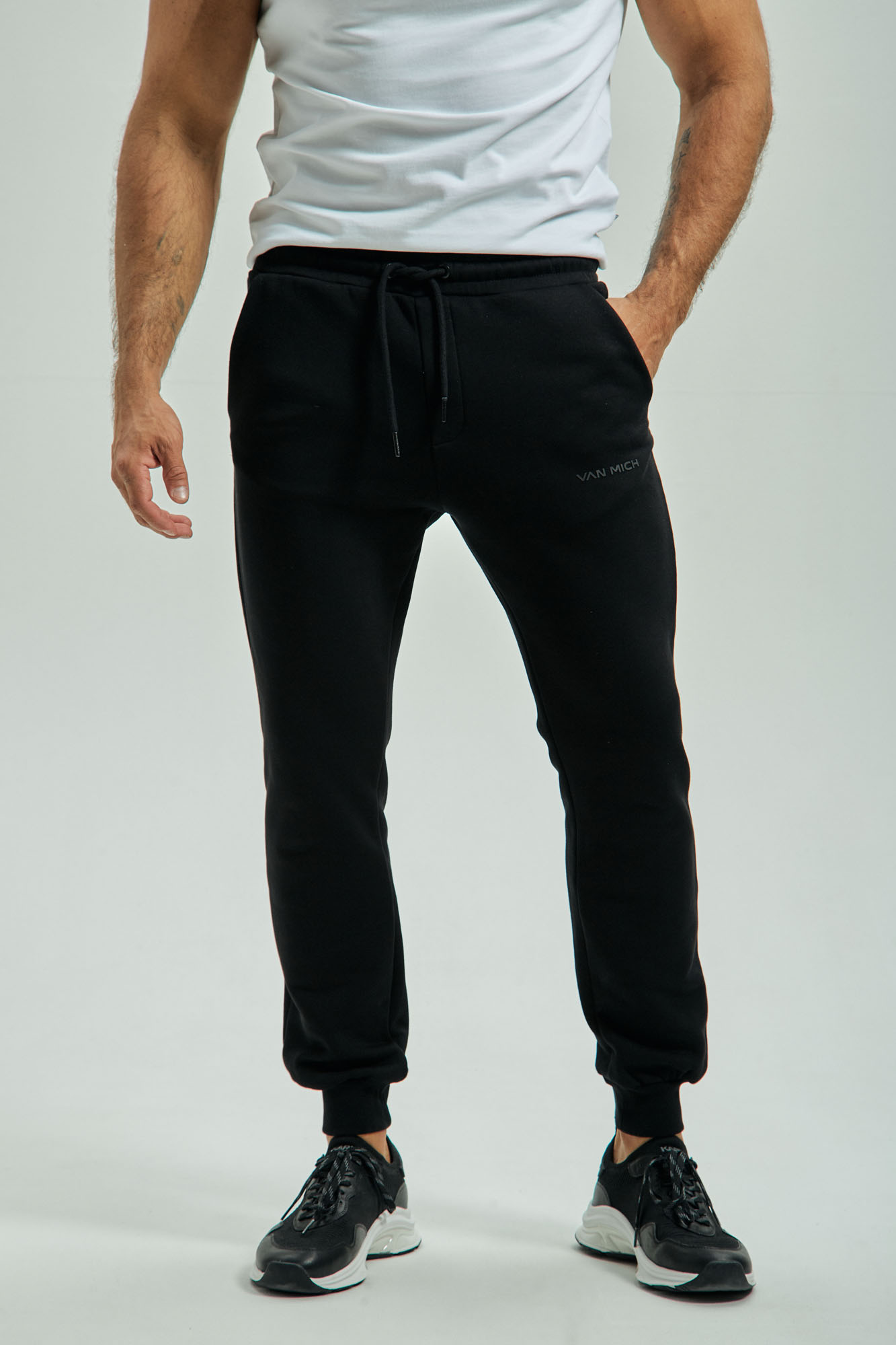 VM-ERK-20-038 Брюки спортивные Van Mich Черный
