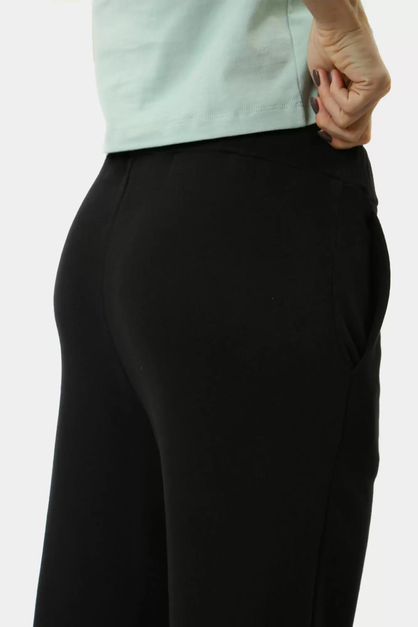 J20J224443 брюки спортивные calvin klein jeans