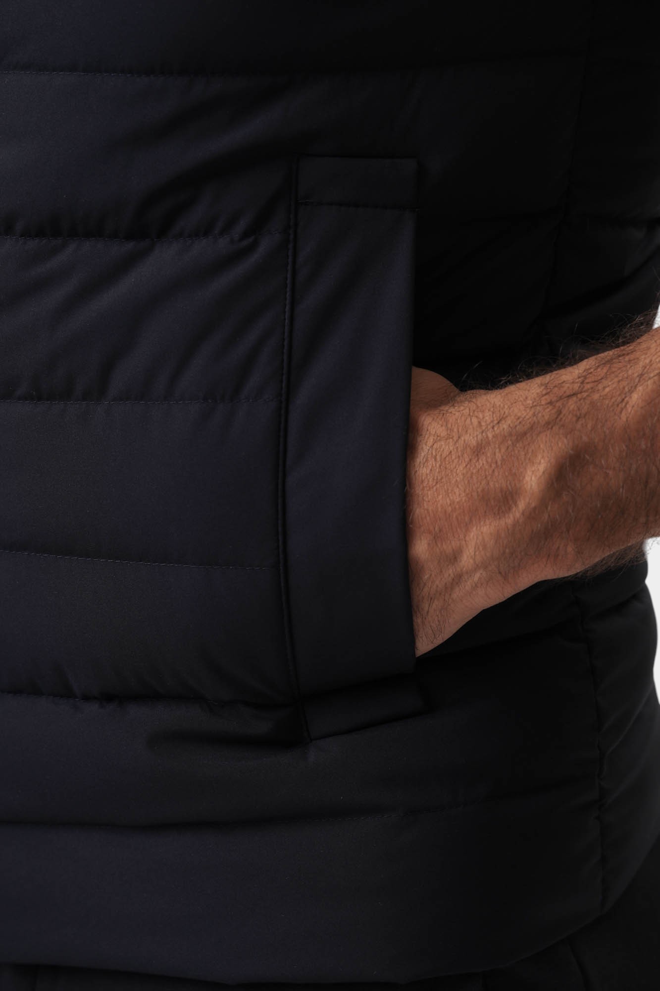 8N1BQ1_1NLRZ Жилет Emporio Armani Синий