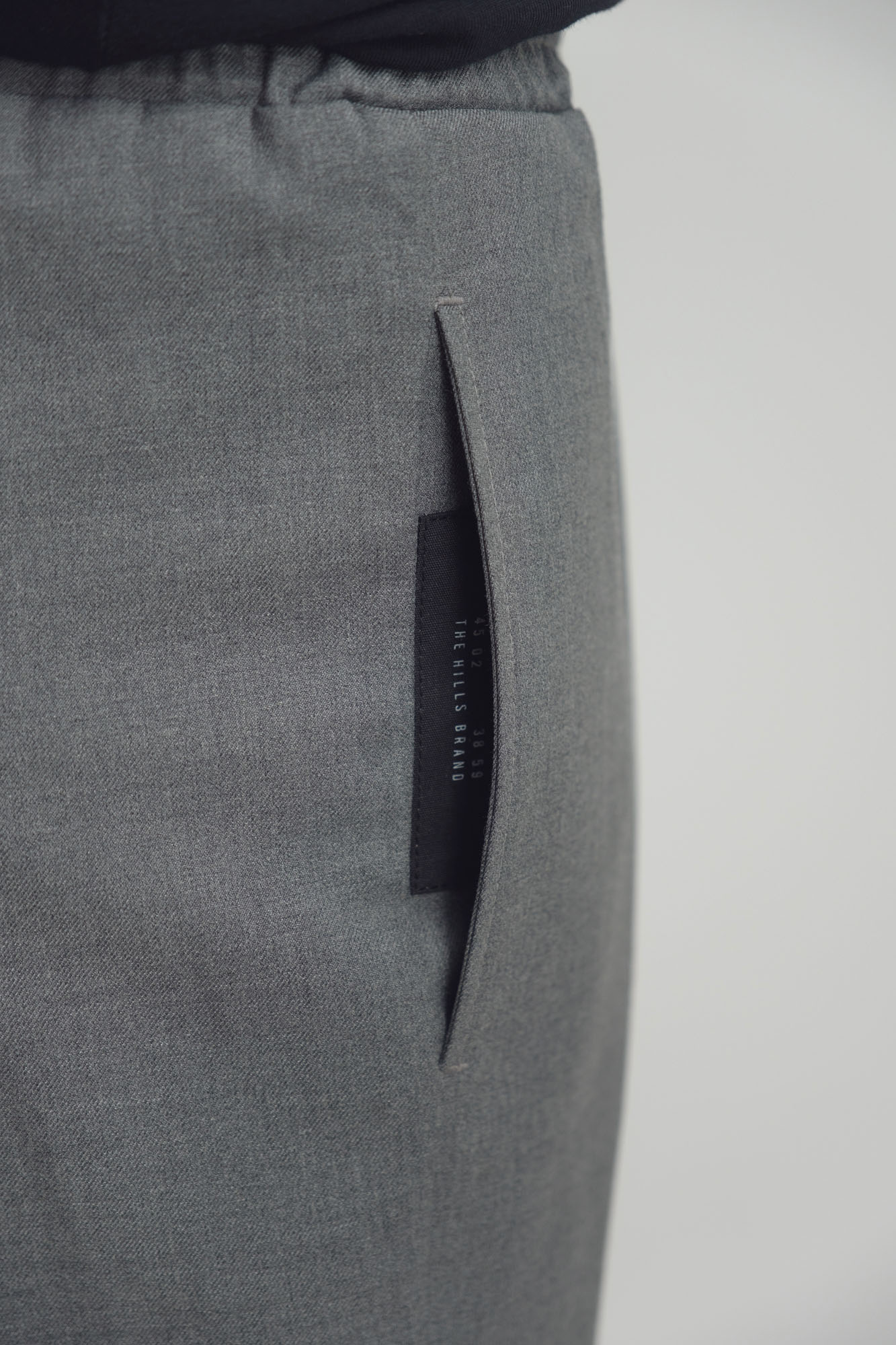 M-252-TH-56-2404 Брюки The Hills Серый