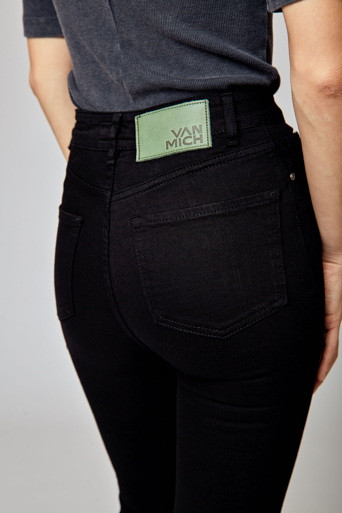 VW-OMA-33-339 брюки джинсовые van mich 