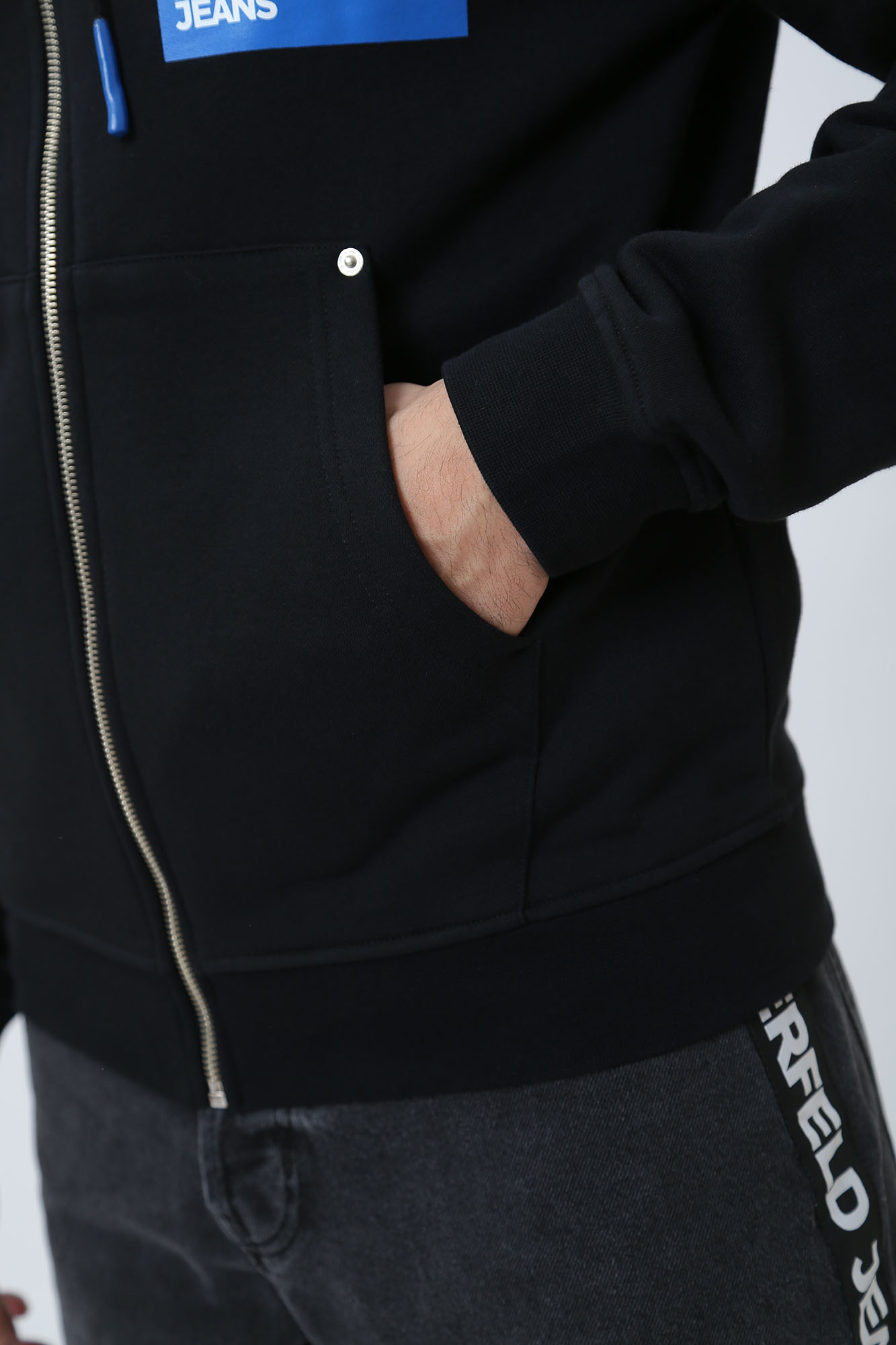 235D1803 Толстовка с/к Karl Lagerfeld Jeans Черный