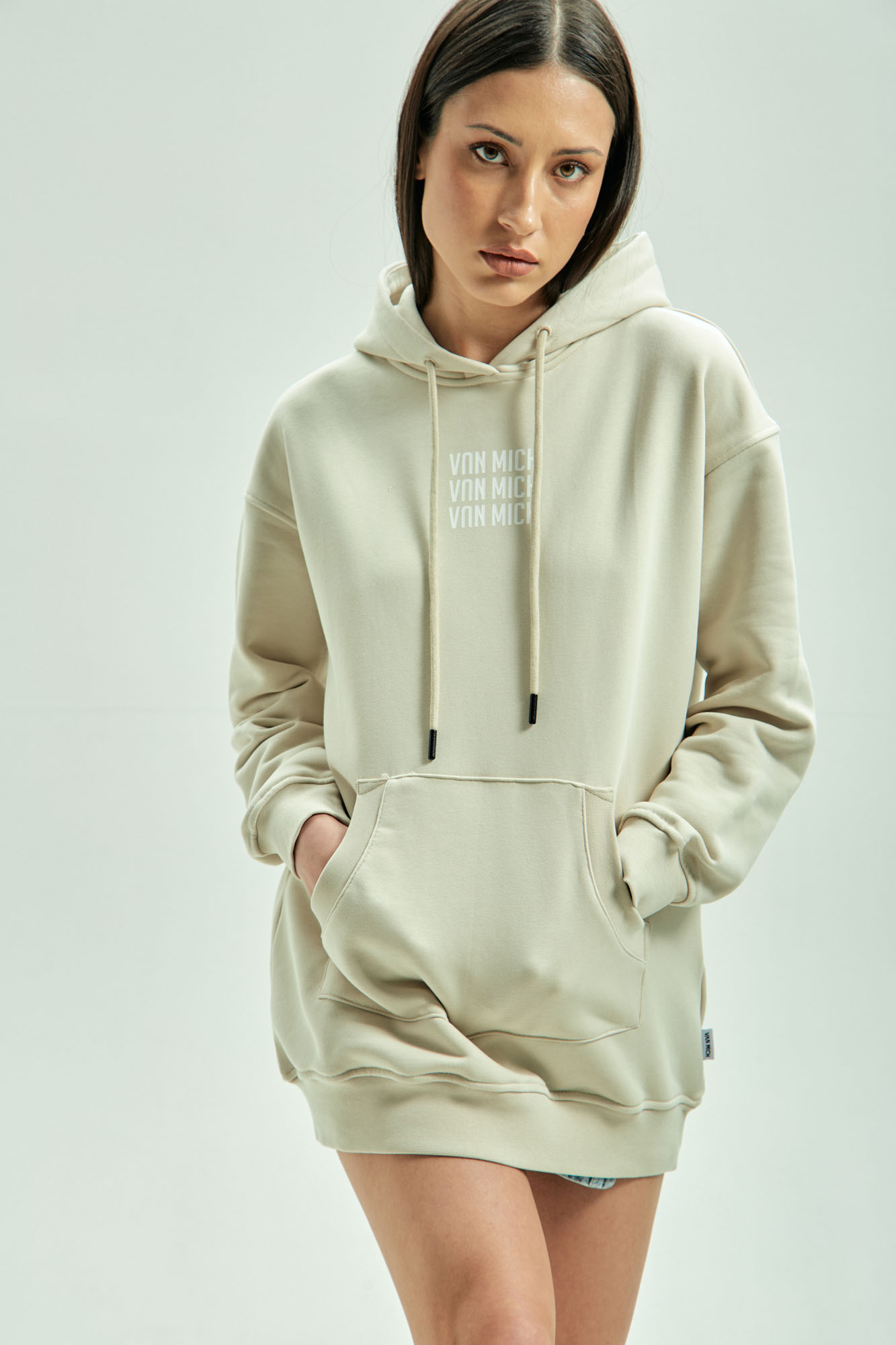 VW-FAT-20-043 худи van mich 