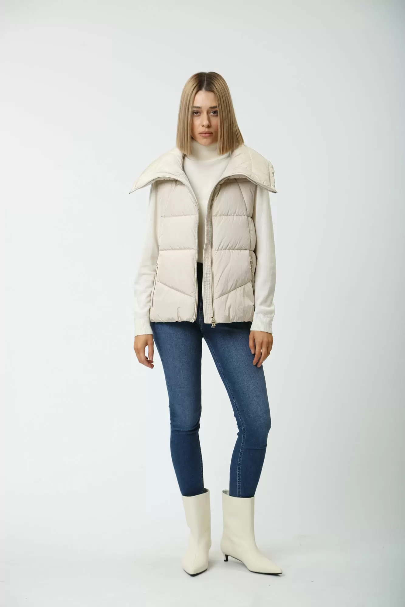 W4628JT3133F жилет geox 