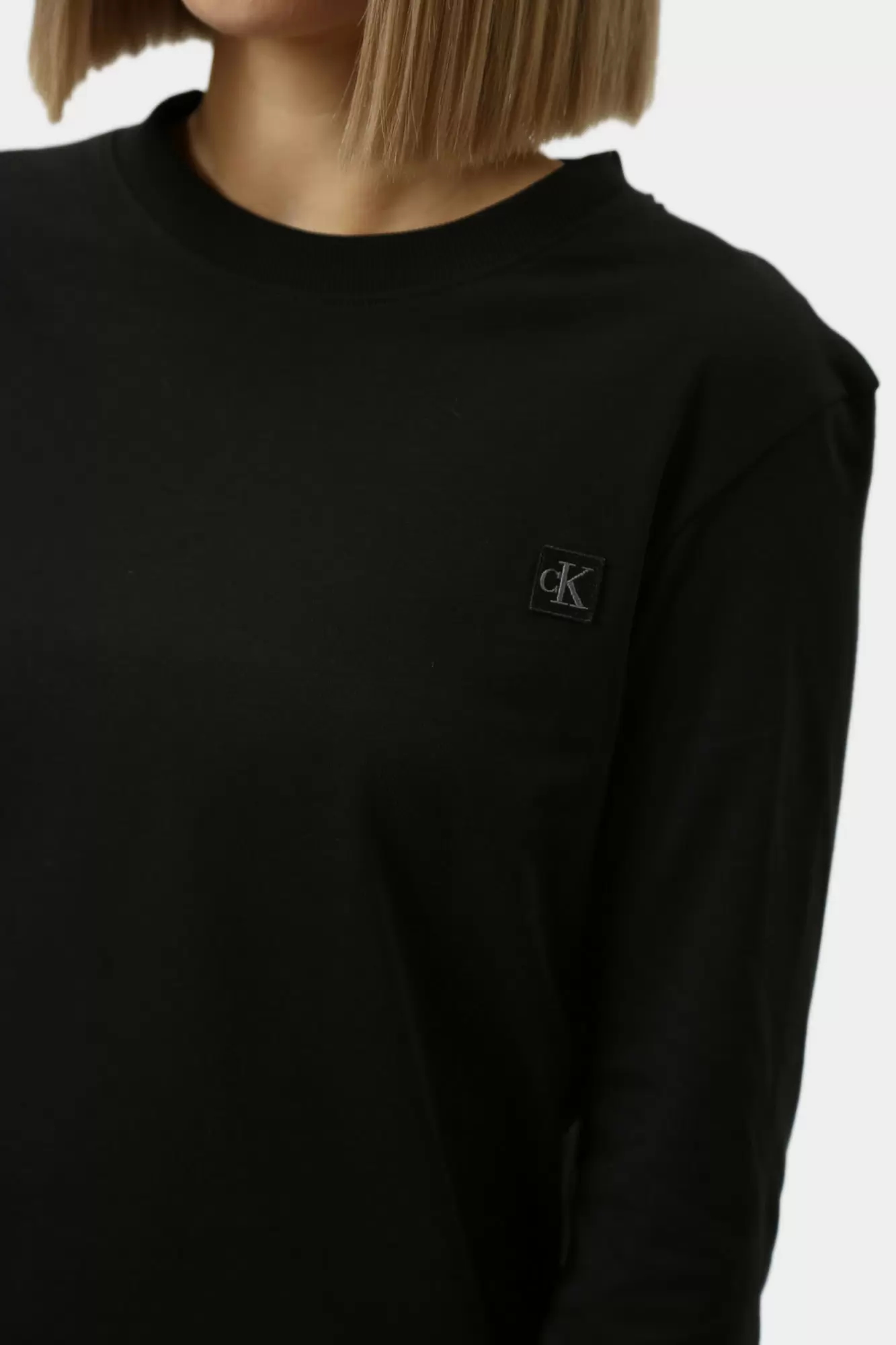 J20J224549 футболка д/р calvin klein jeans