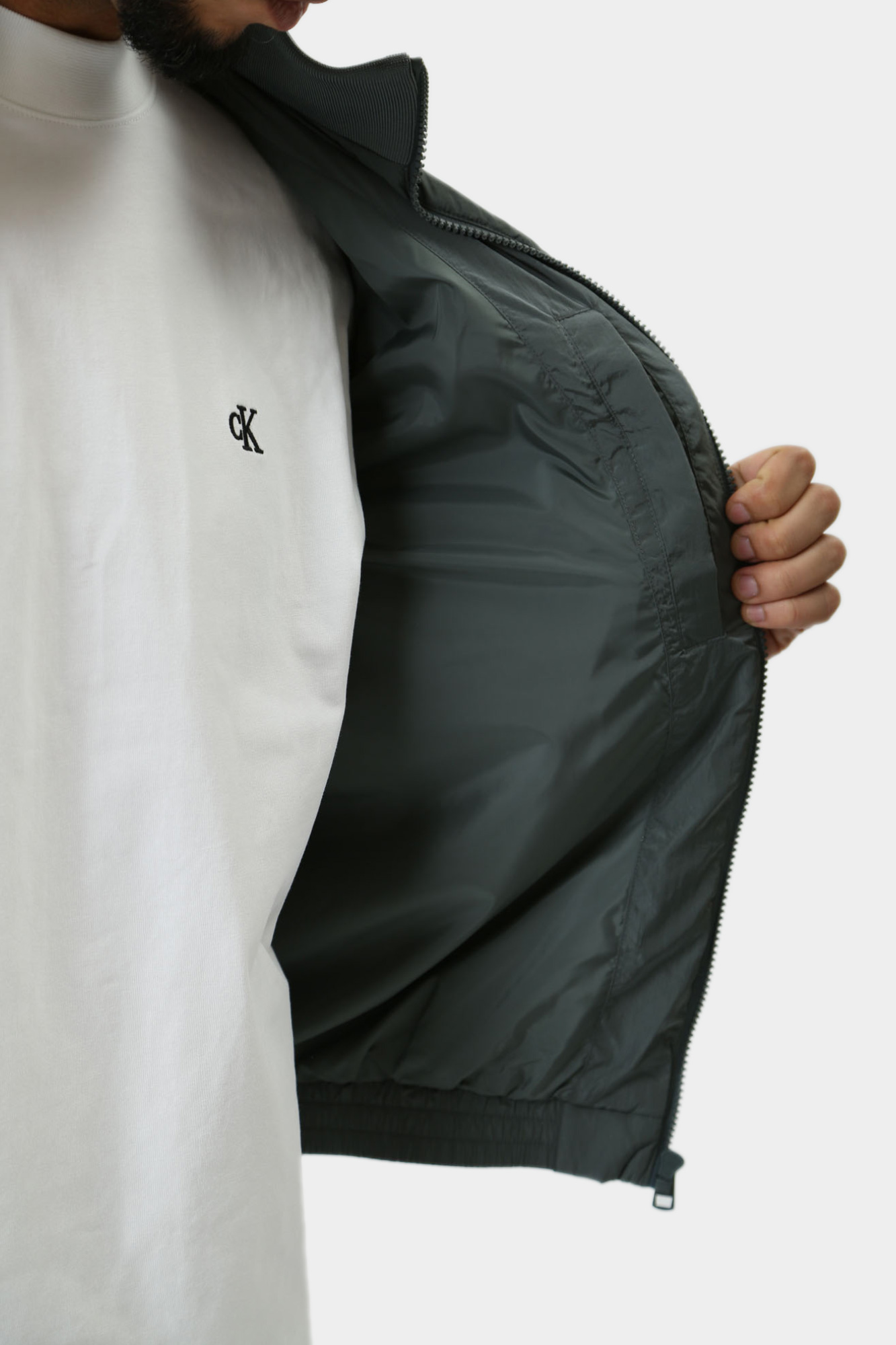 J30J325592 Ветровка Calvin Klein Jeans Зеленый