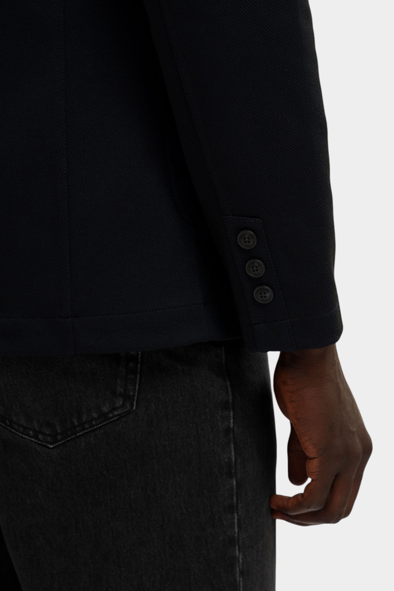 Q037M000002N-MI201J11-08XK Пиджак Trussardi Черный