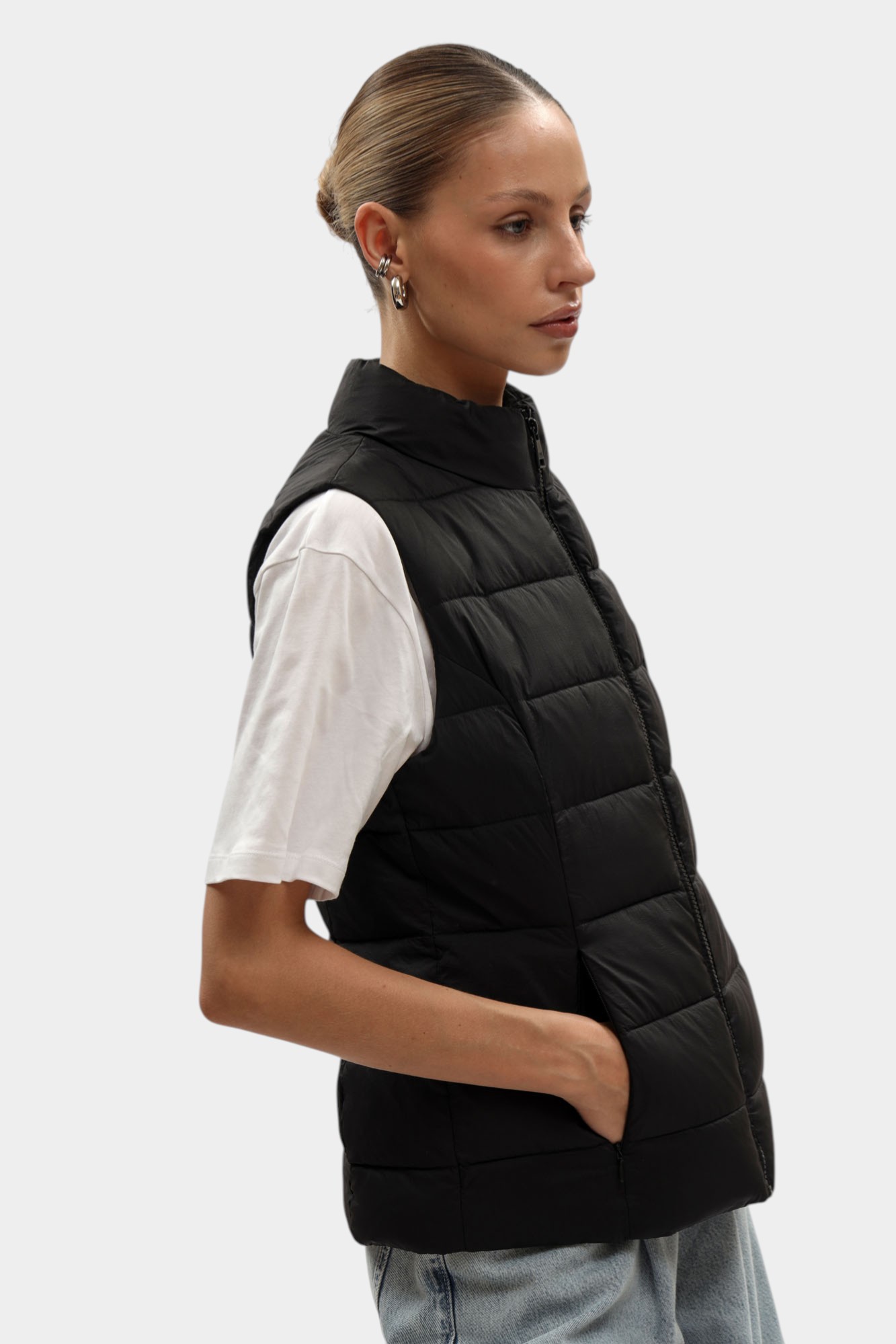 A1W15048 жилет karl lagerfeld