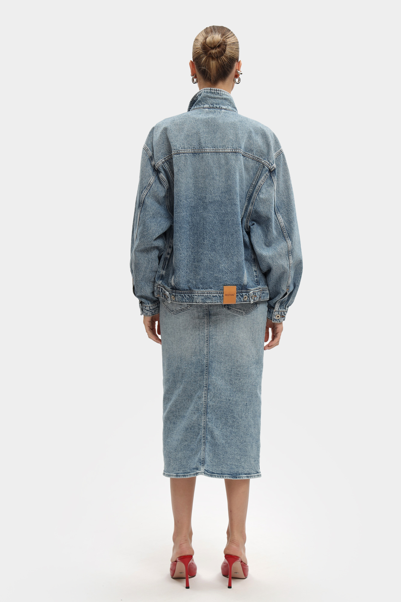 1016219-5000 куртка джинсовая mustang 