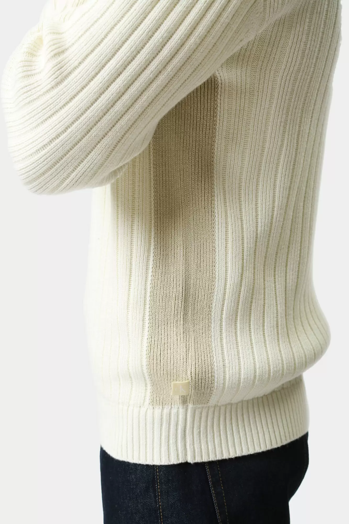 J30J326199 Джемпер Calvin Klein Jeans Белый