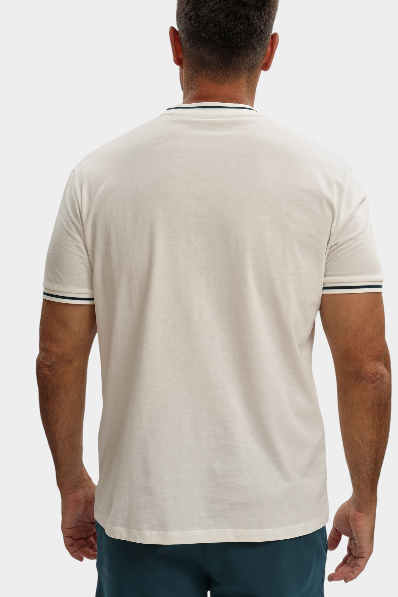 XM001467_AF10356 Футболка Armani Exchange Белый