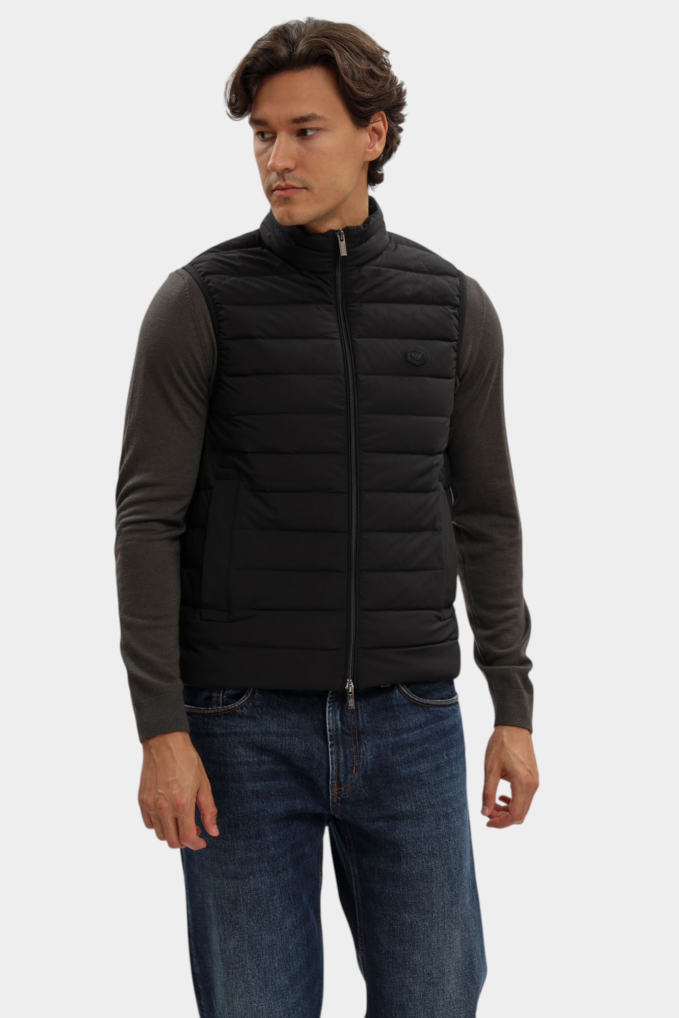 8N1BQ1 _1NLR Жилет утепленный Emporio Armani Черный