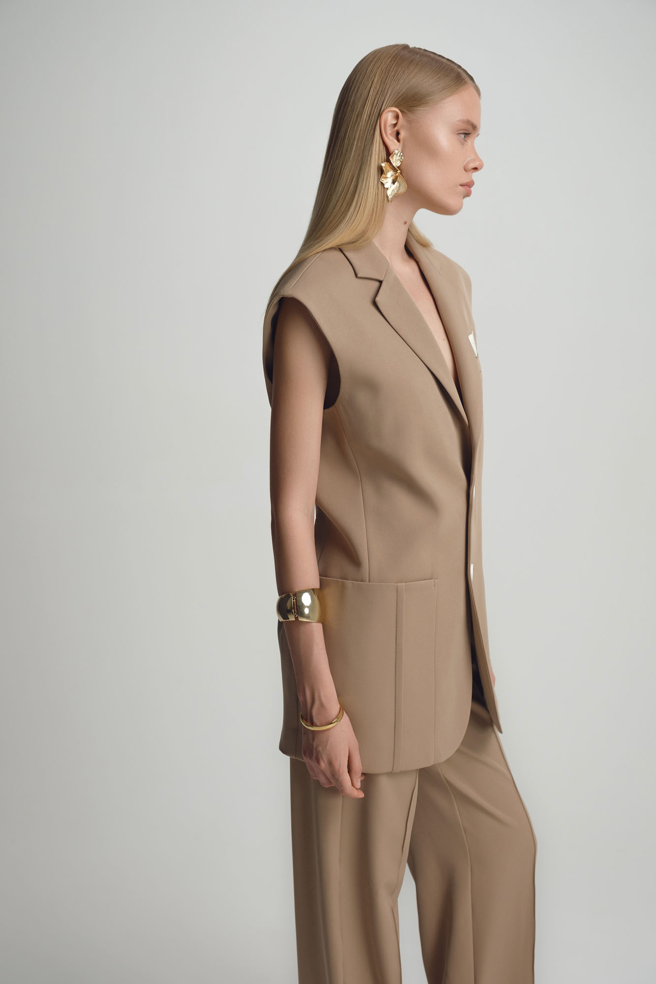 W-252-NN-56-3103 жилет the hills 