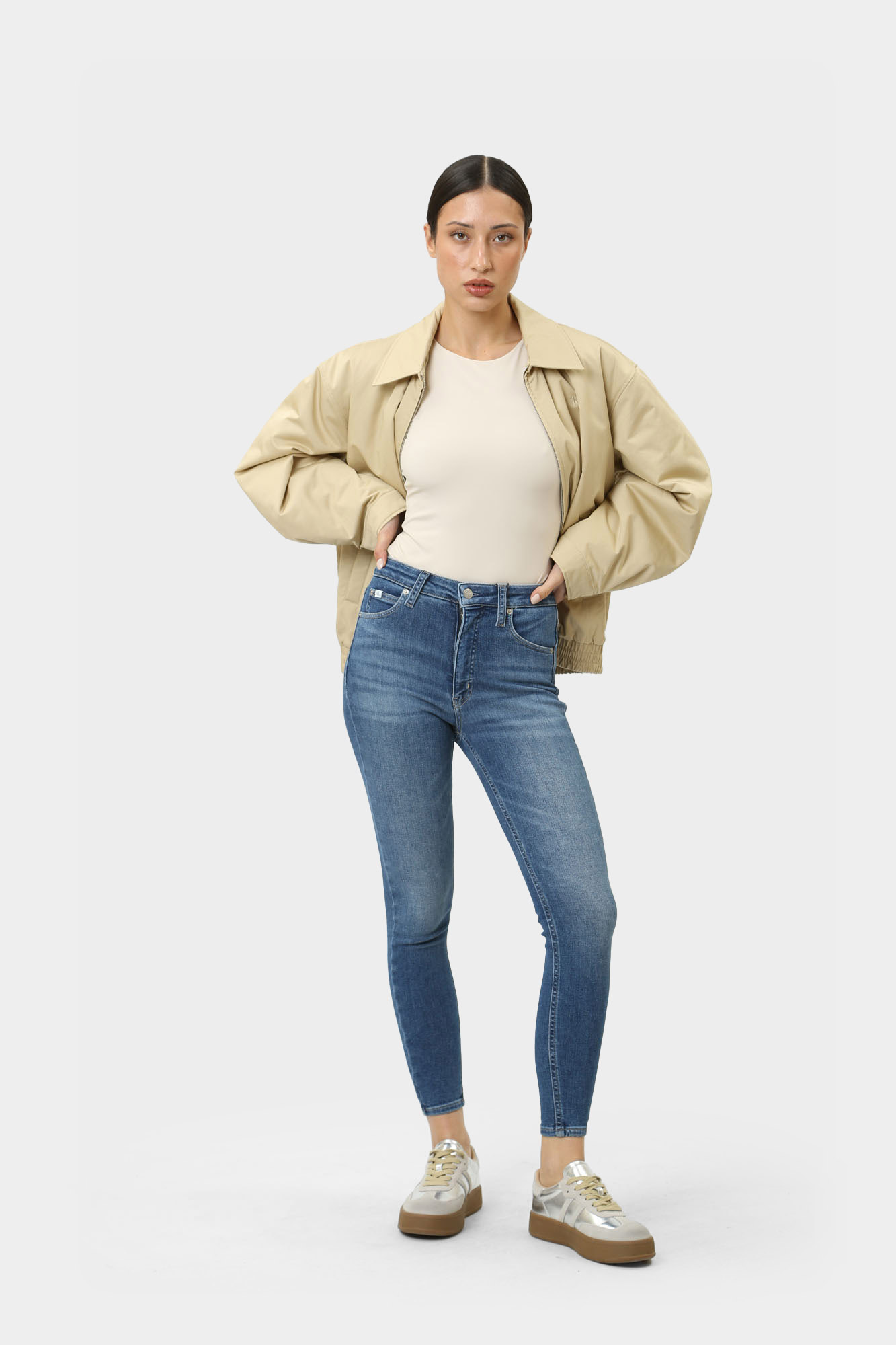 J20J223651 брюки джинсовые calvin klein jeans 