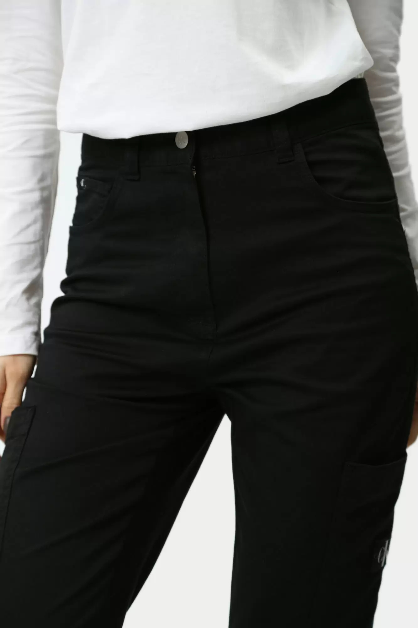 J20J223117 брюки calvin klein jeans 