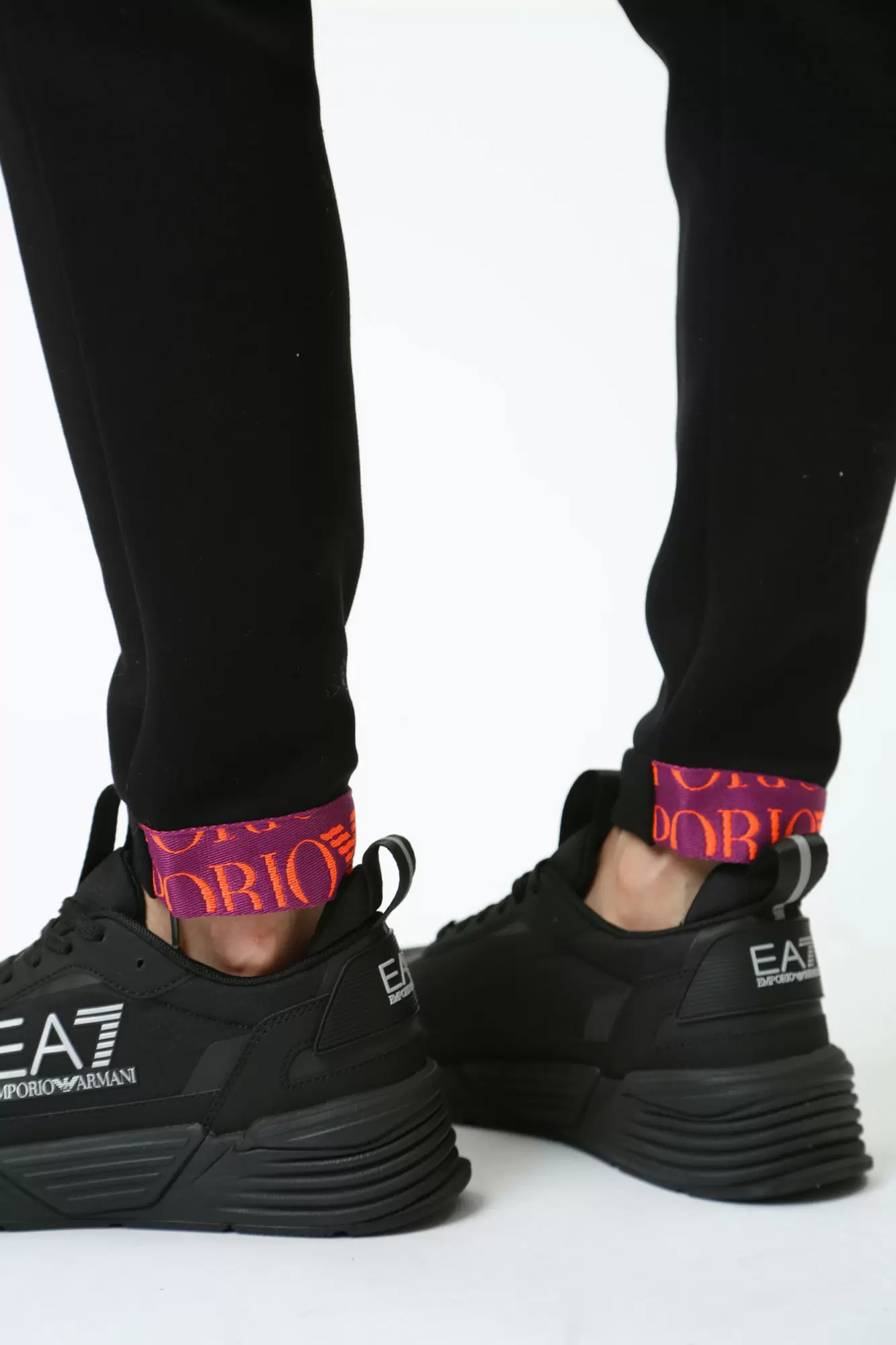 6DTP69_TJUXZ брюки спортивные ea7