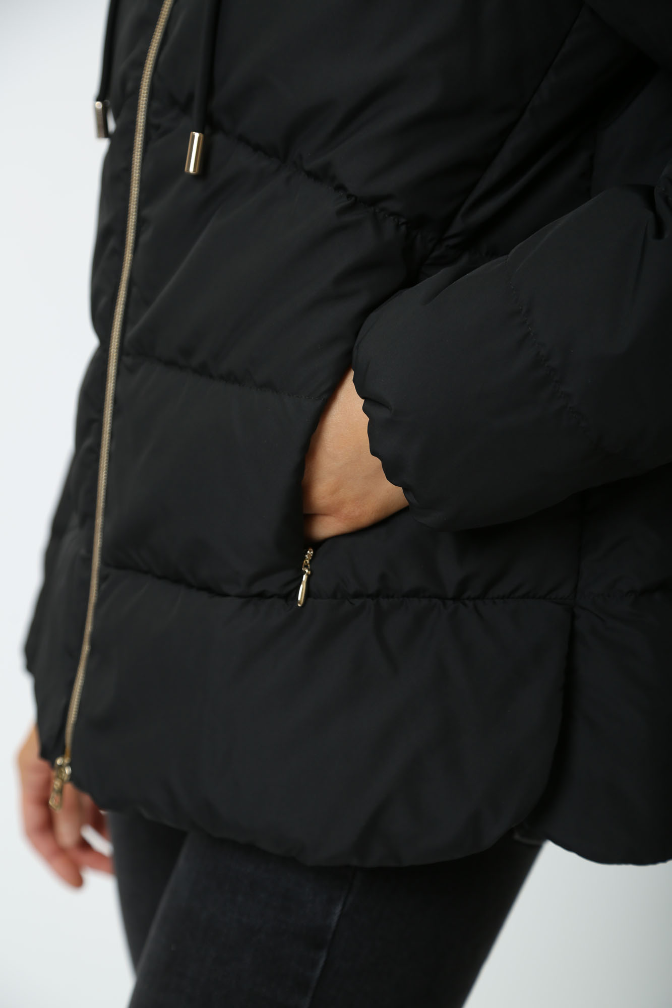 W4626CT3152F пуховик geox