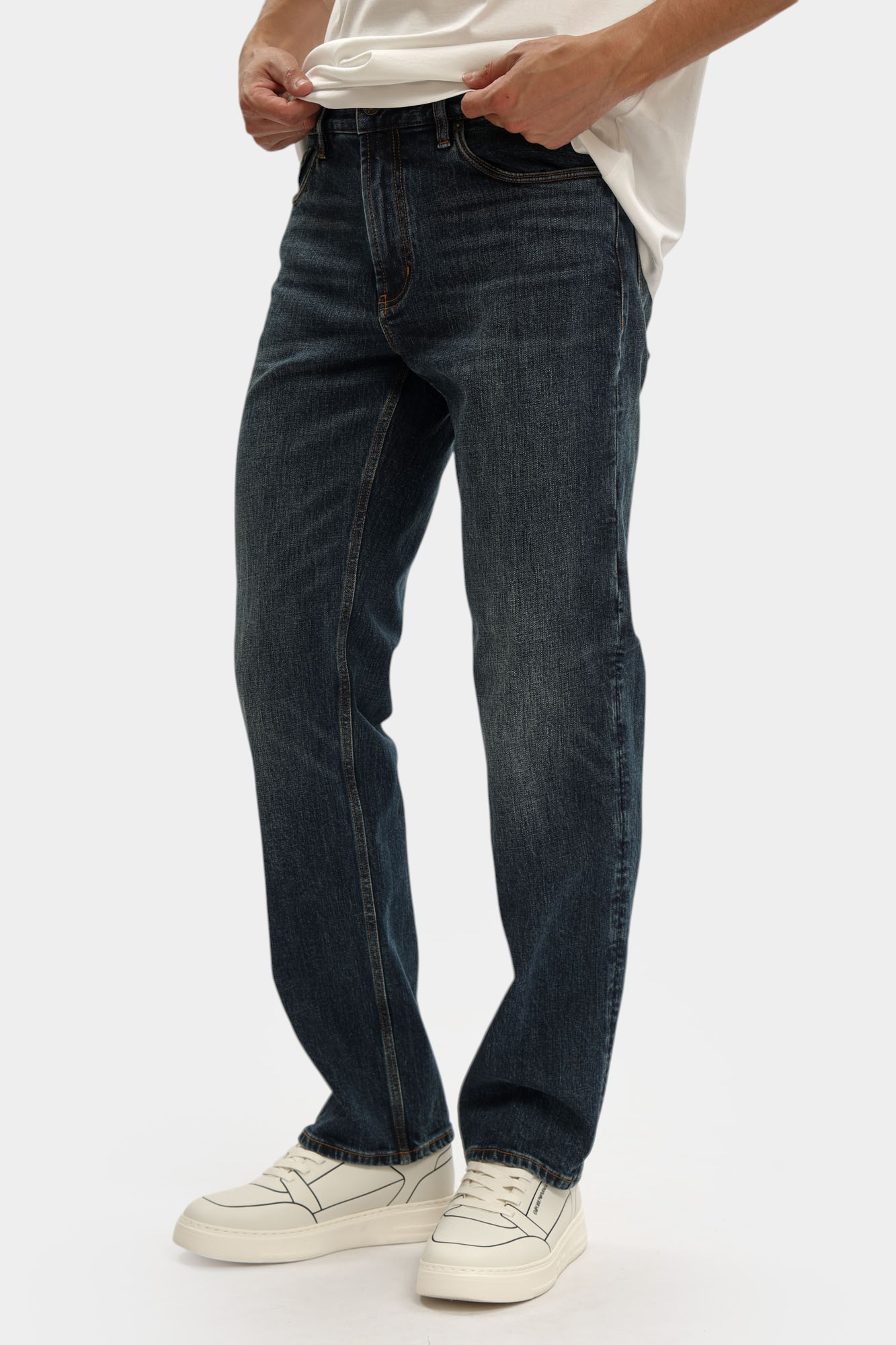 EM000763_ AF1748 Джинсы Emporio Armani Голубой