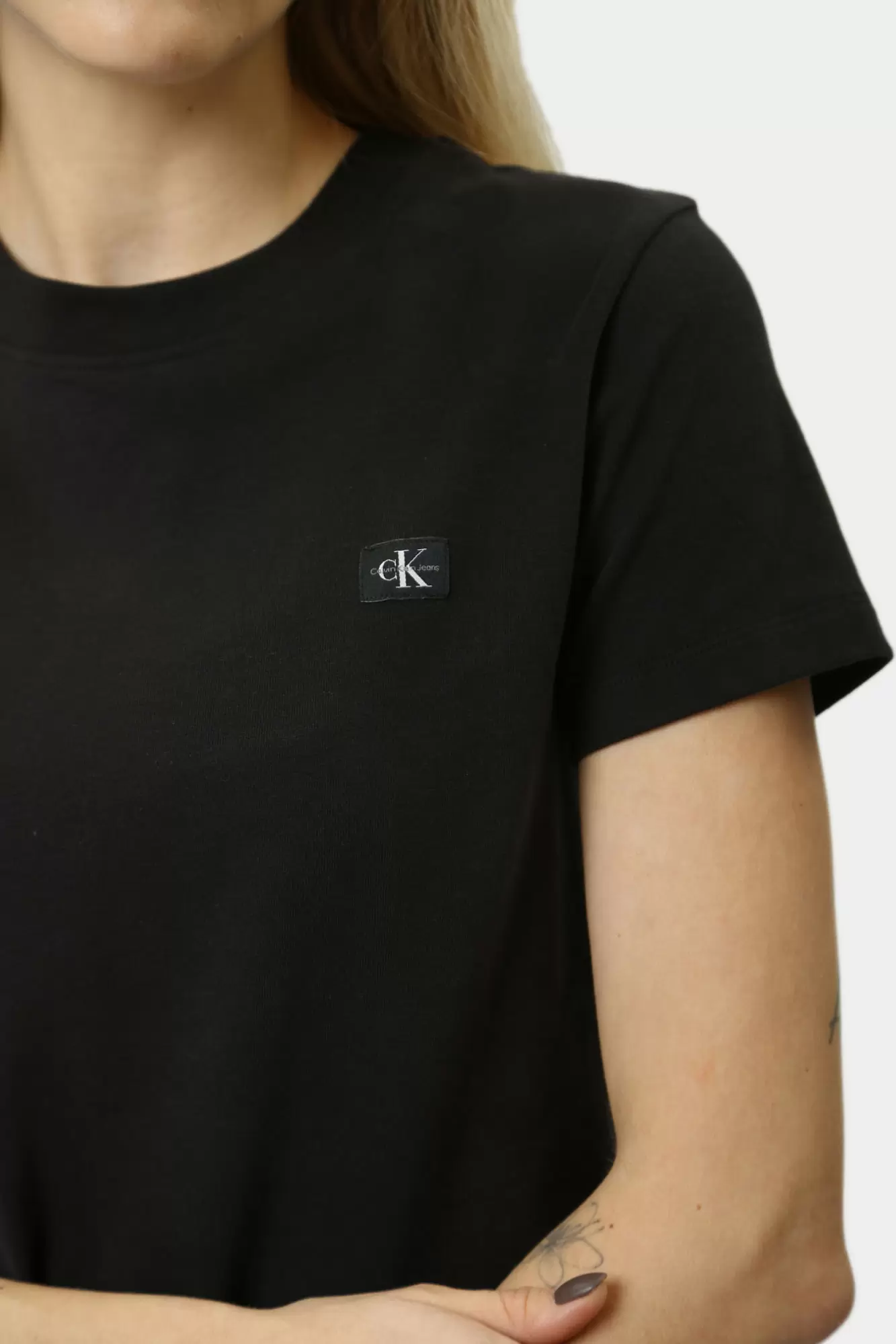 J20J224202 футболка calvin klein jeans