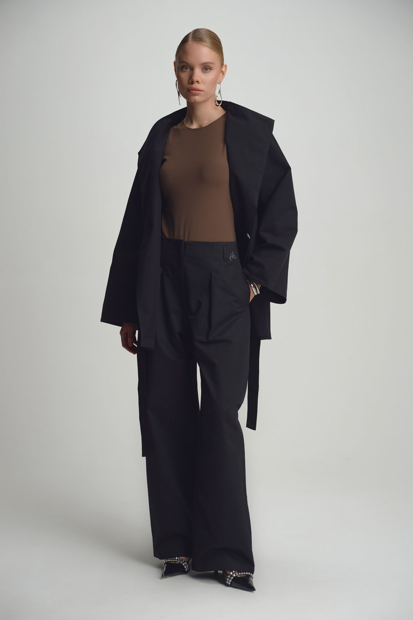 W-252-TH-56-290 тренч the hills 