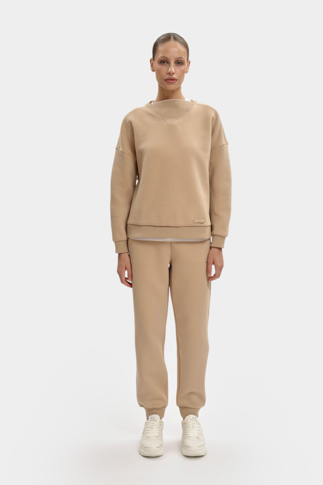 XW000744_AF16134 свитшот armani exchange 