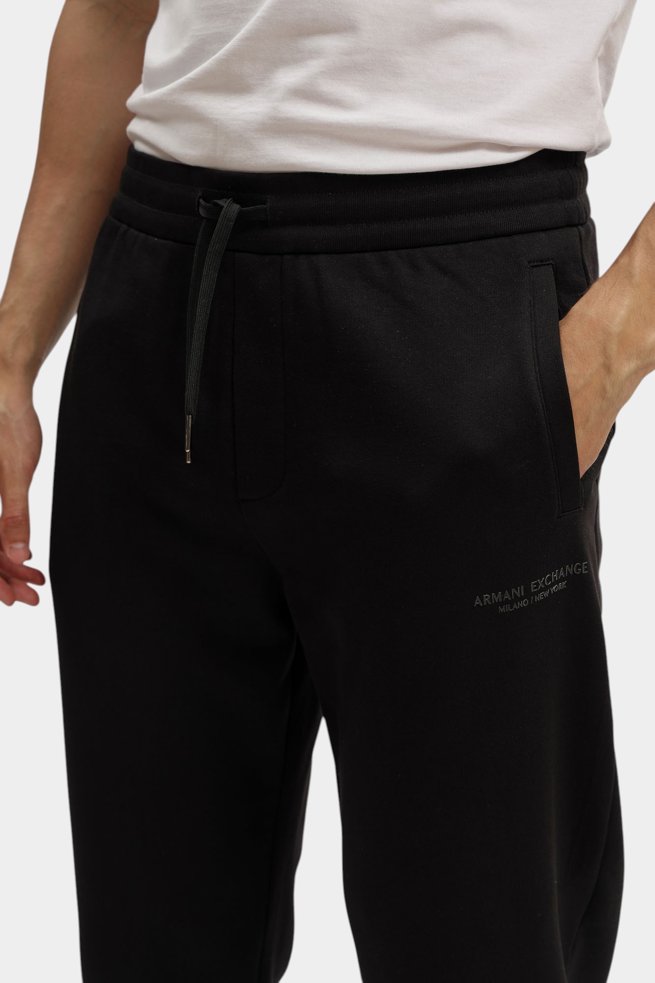 XM001299_AF20934 Брюки спортивные Armani Exchange Черный