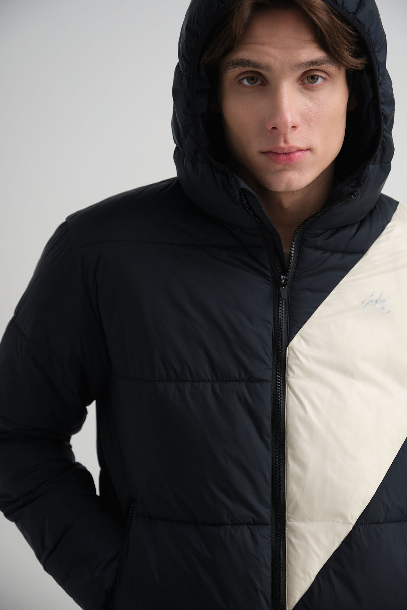 M-242-KT-34-5002 Куртка The Hills Черный