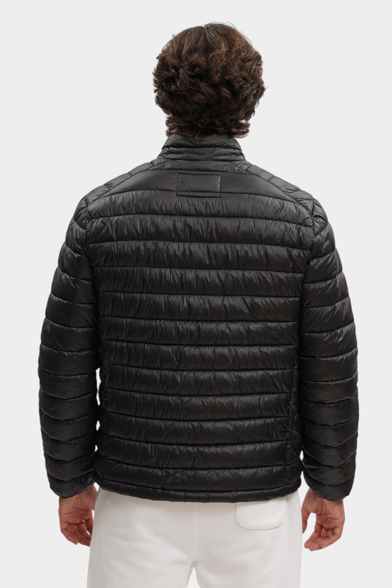 500590_505710 Куртка Karl Lagerfeld Черный