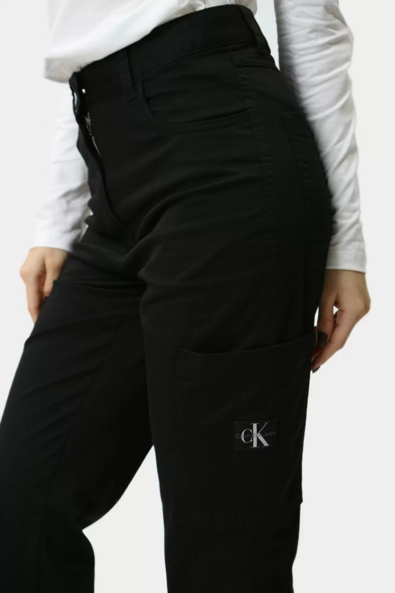 J20J223117 брюки calvin klein jeans 