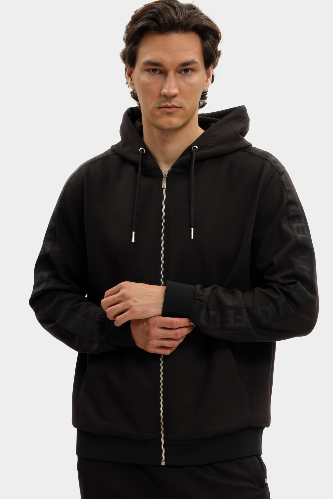 553902_705020 Толстовка с/к Karl Lagerfeld Черный