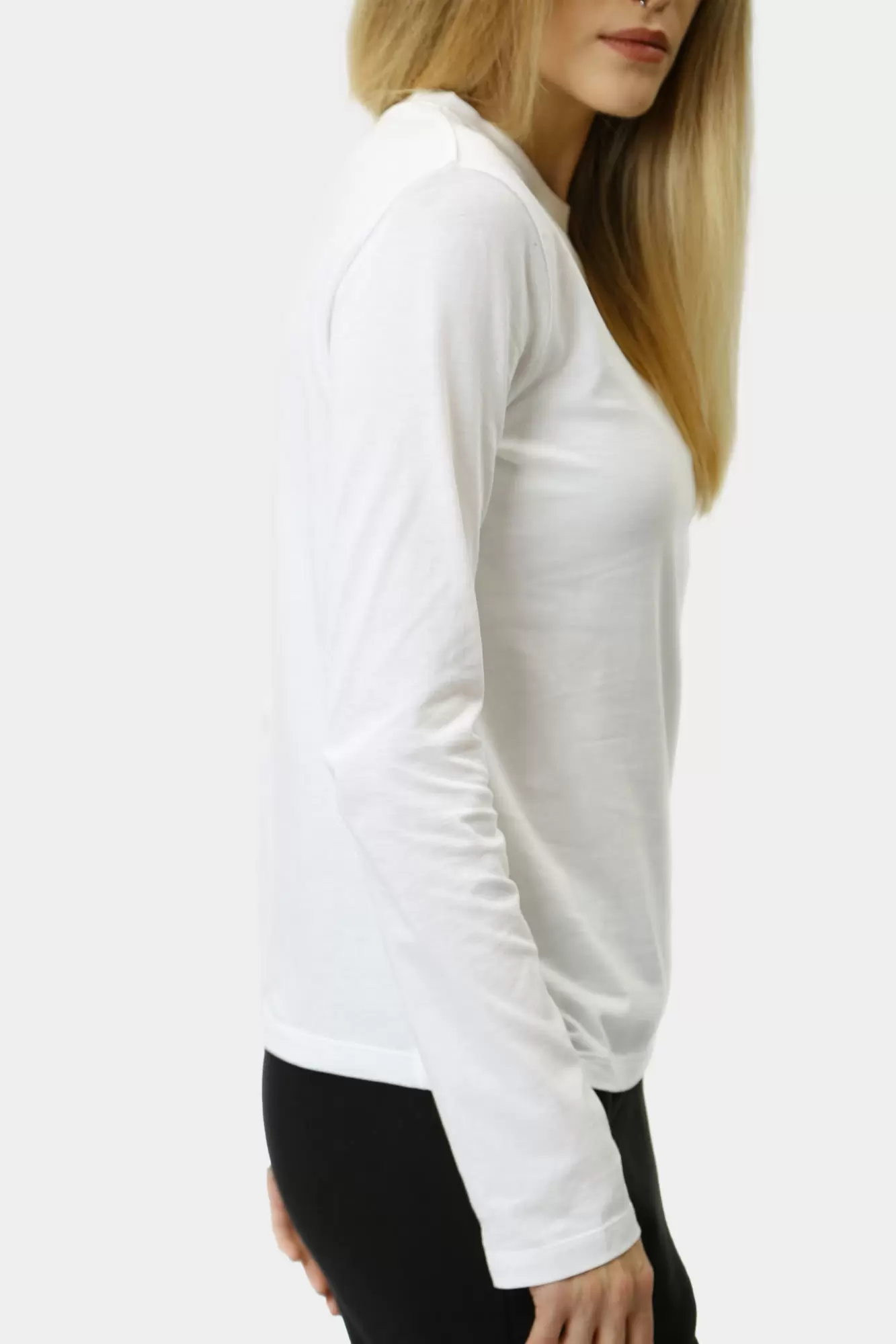 J20J224549 футболка д/р calvin klein jeans