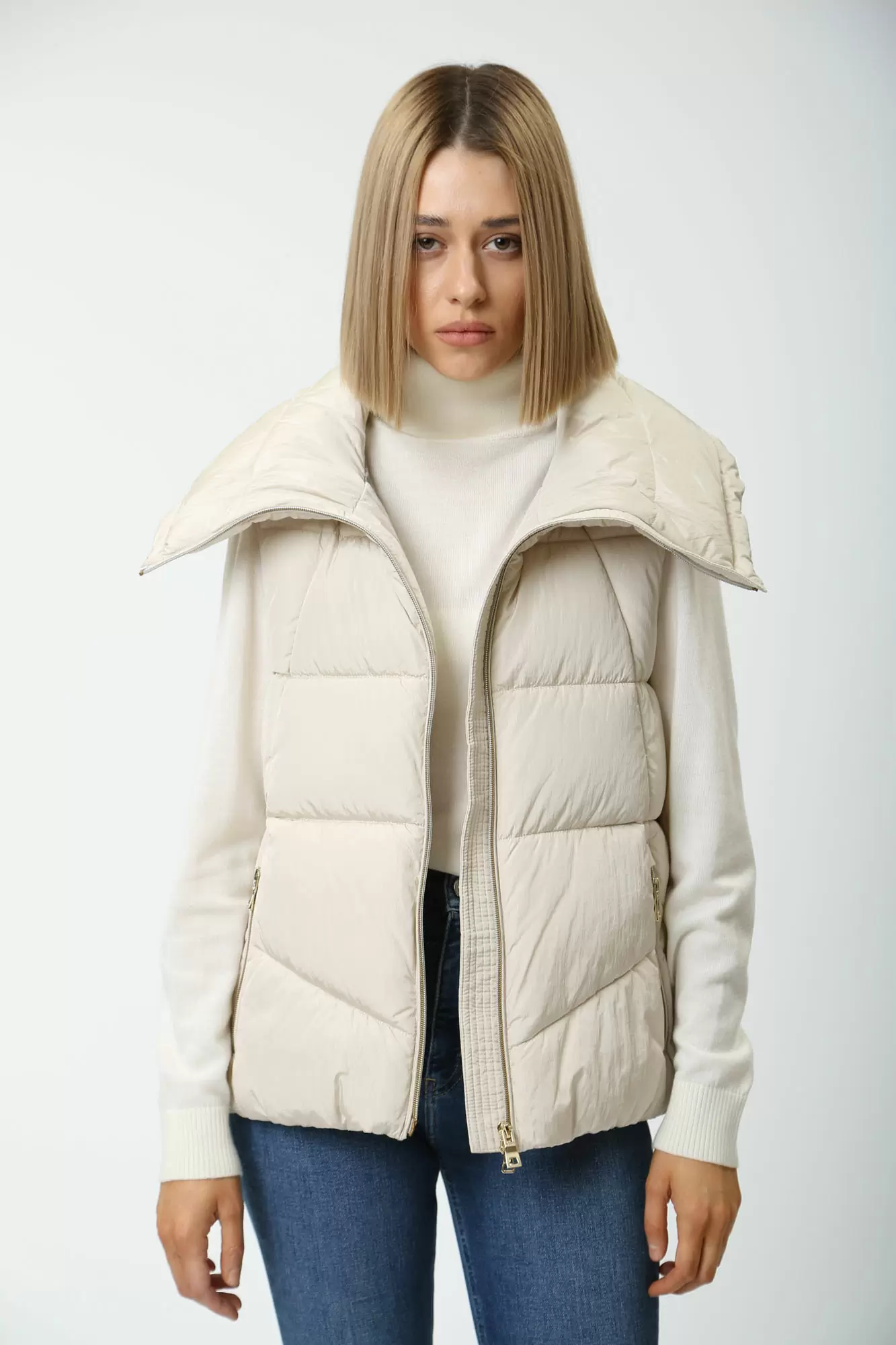 W4628JT3133F жилет geox 