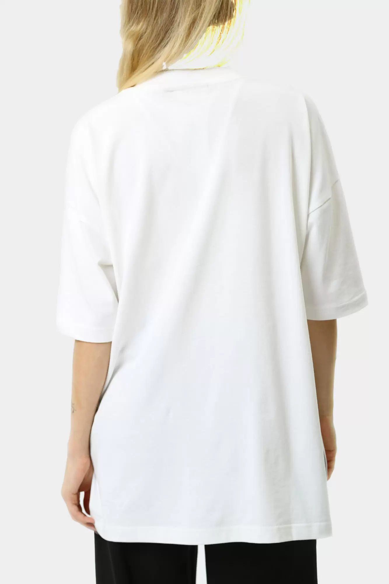 J20J224921 футболка calvin klein jeans