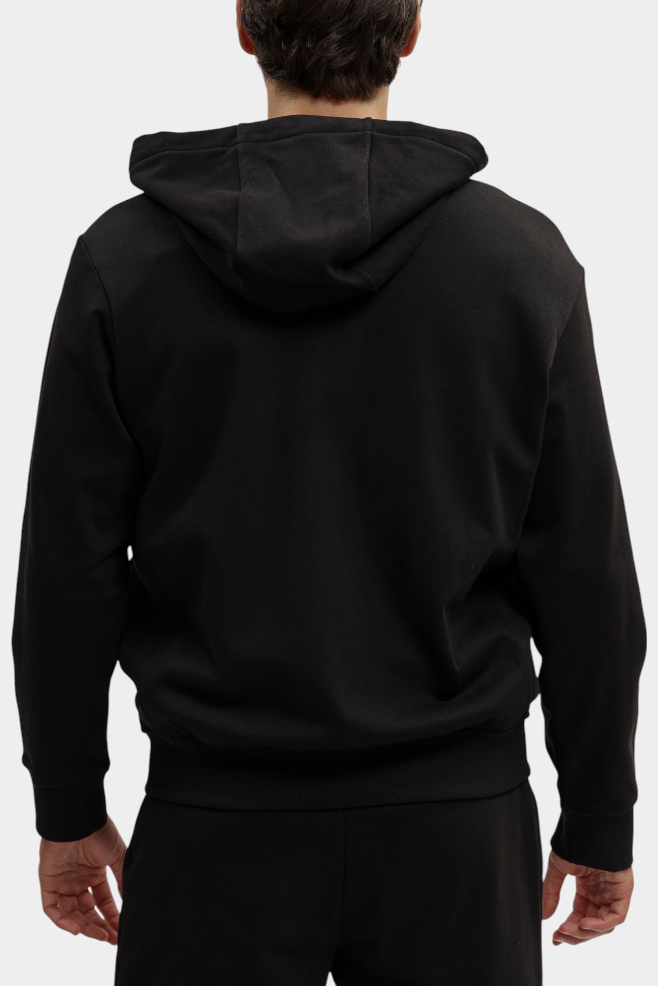 XM001293_AF20934 Толстовка с/к Armani Exchange Черный