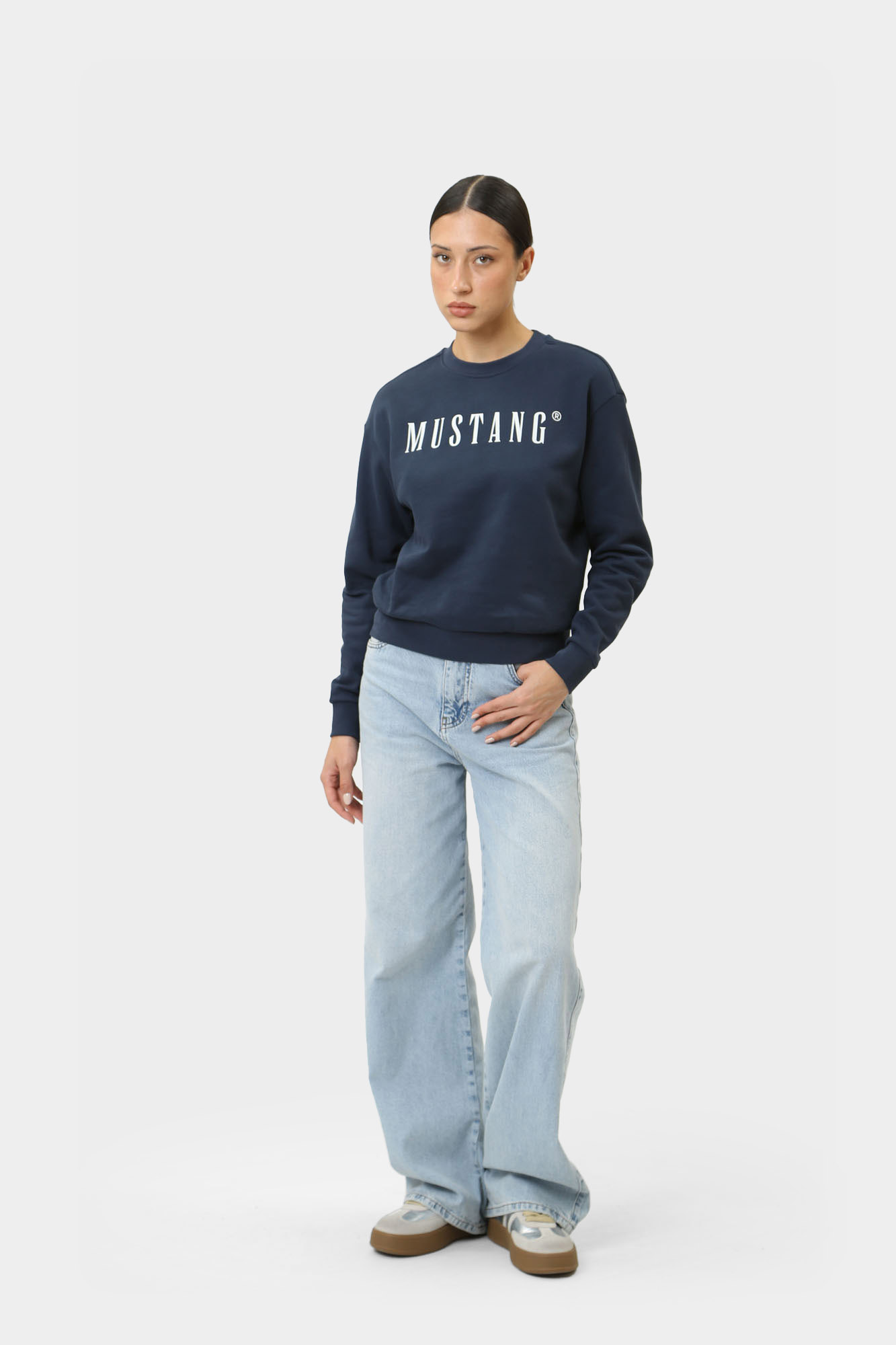 1015262 свитшот mustang 