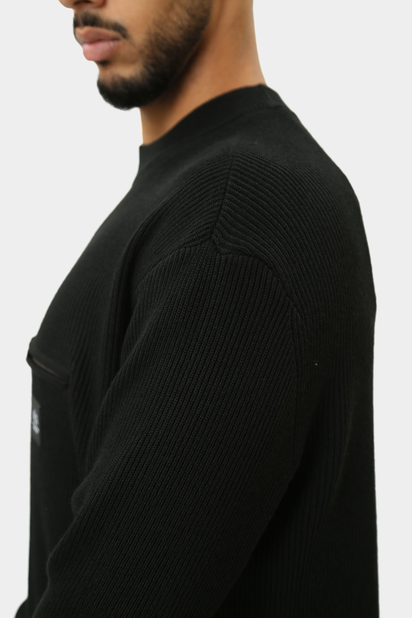 XM000029_AF10348 Джемпер Armani Exchange Черный