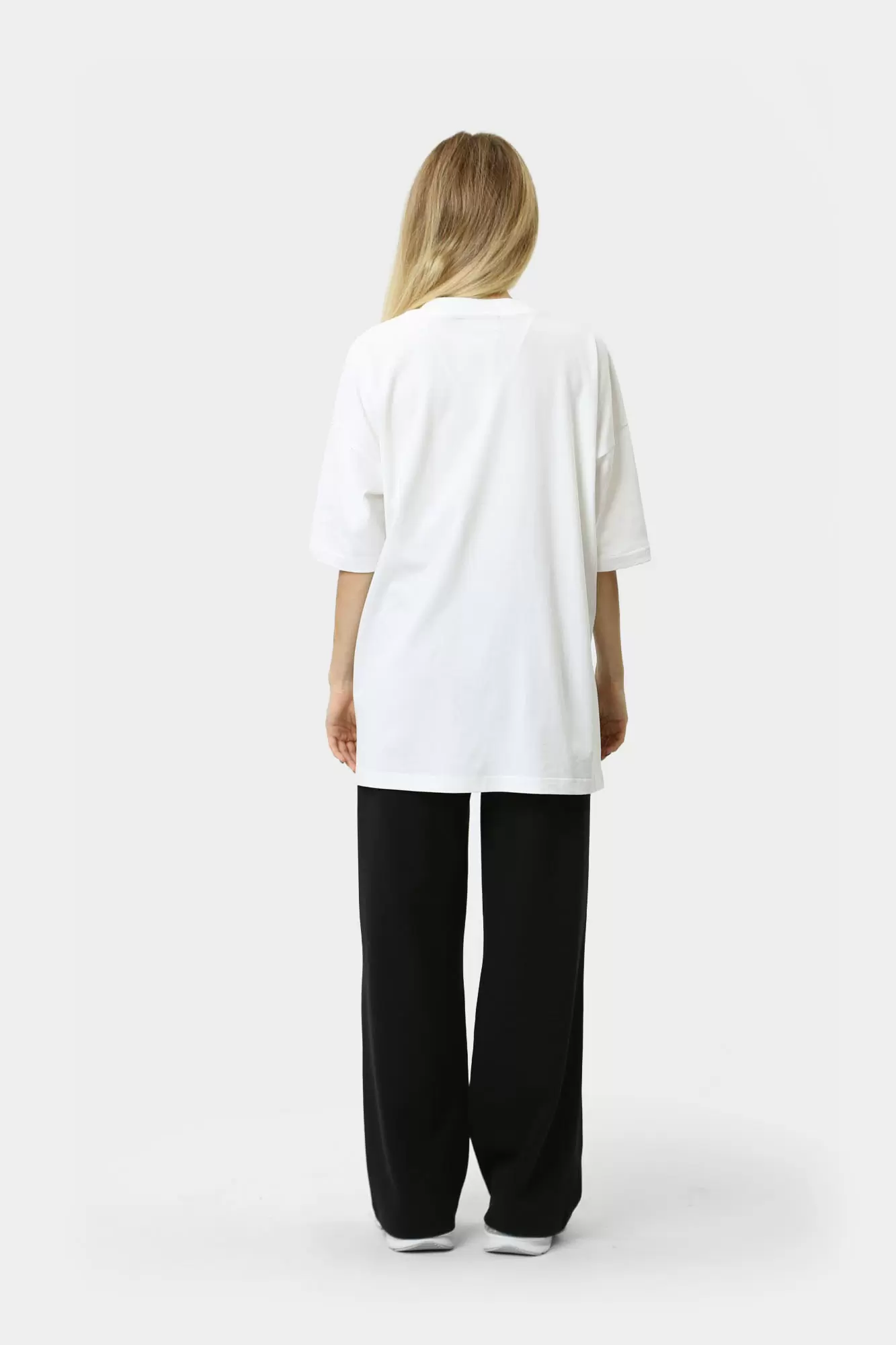 J20J224921 футболка calvin klein jeans