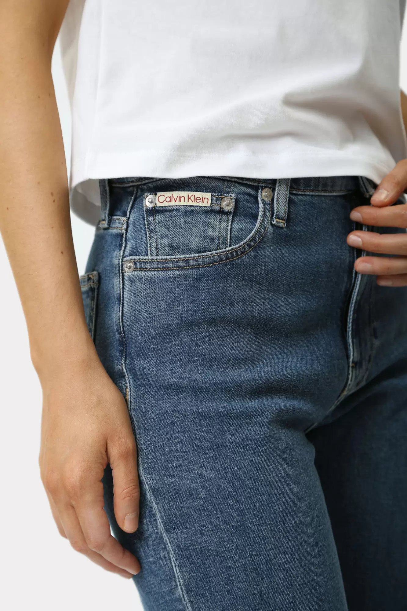 J20J224030 брюки джинсовые calvin klein jeans 