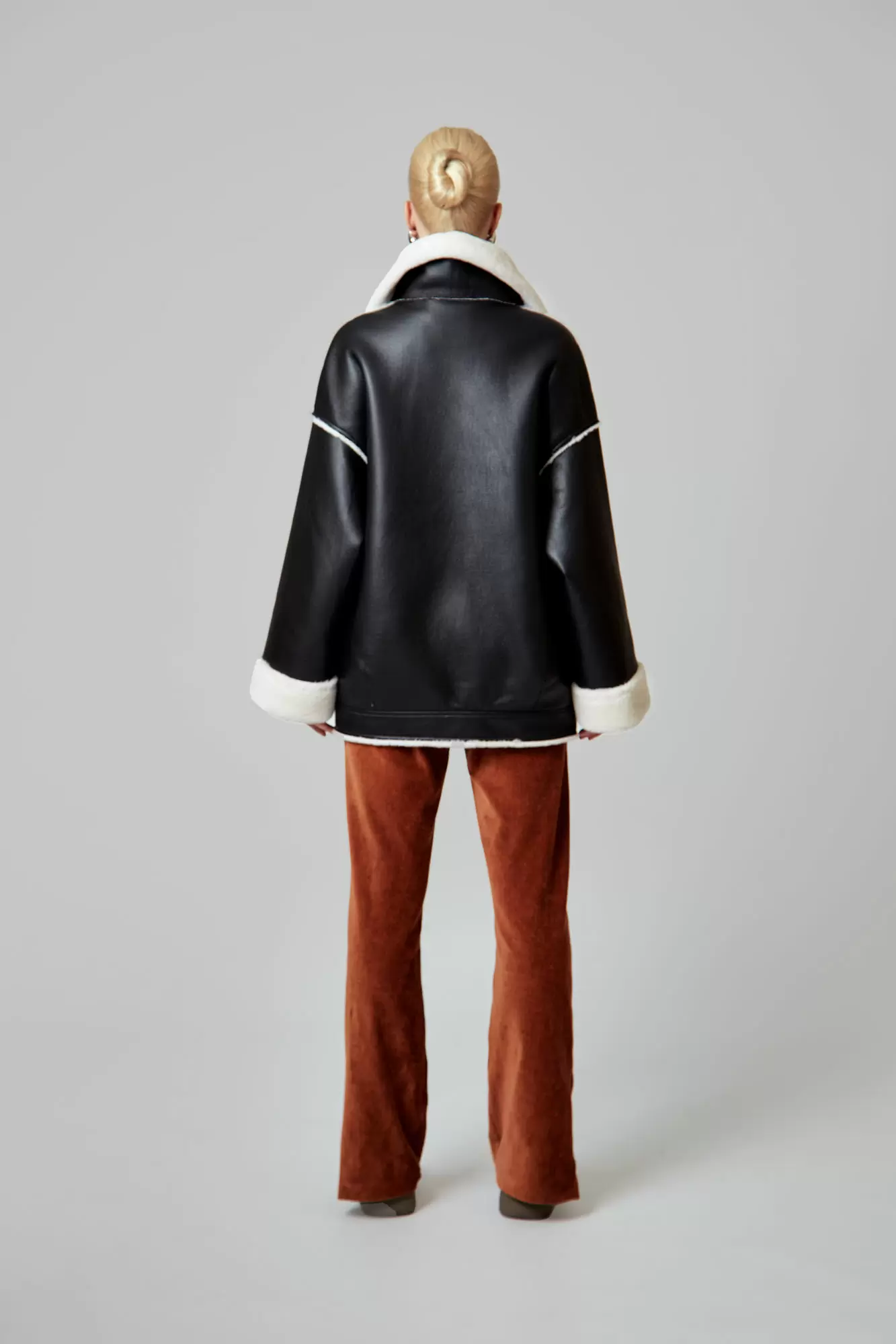 VW-PLO-2411 дубленка van mich 