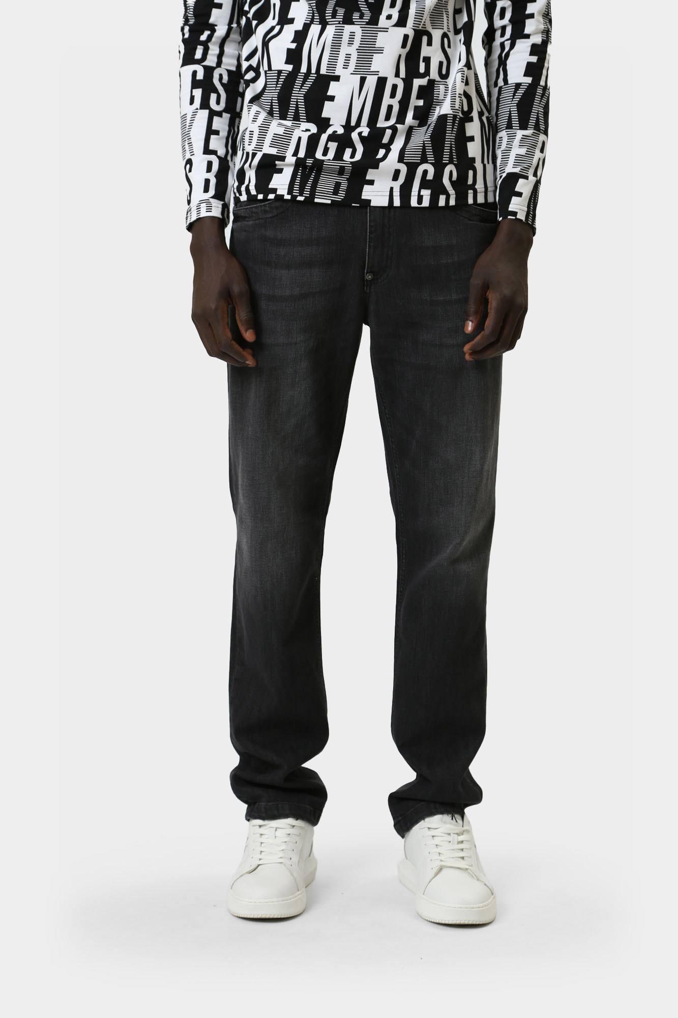 BMD0574 Брюки джинсовые Bikkembergs Черный