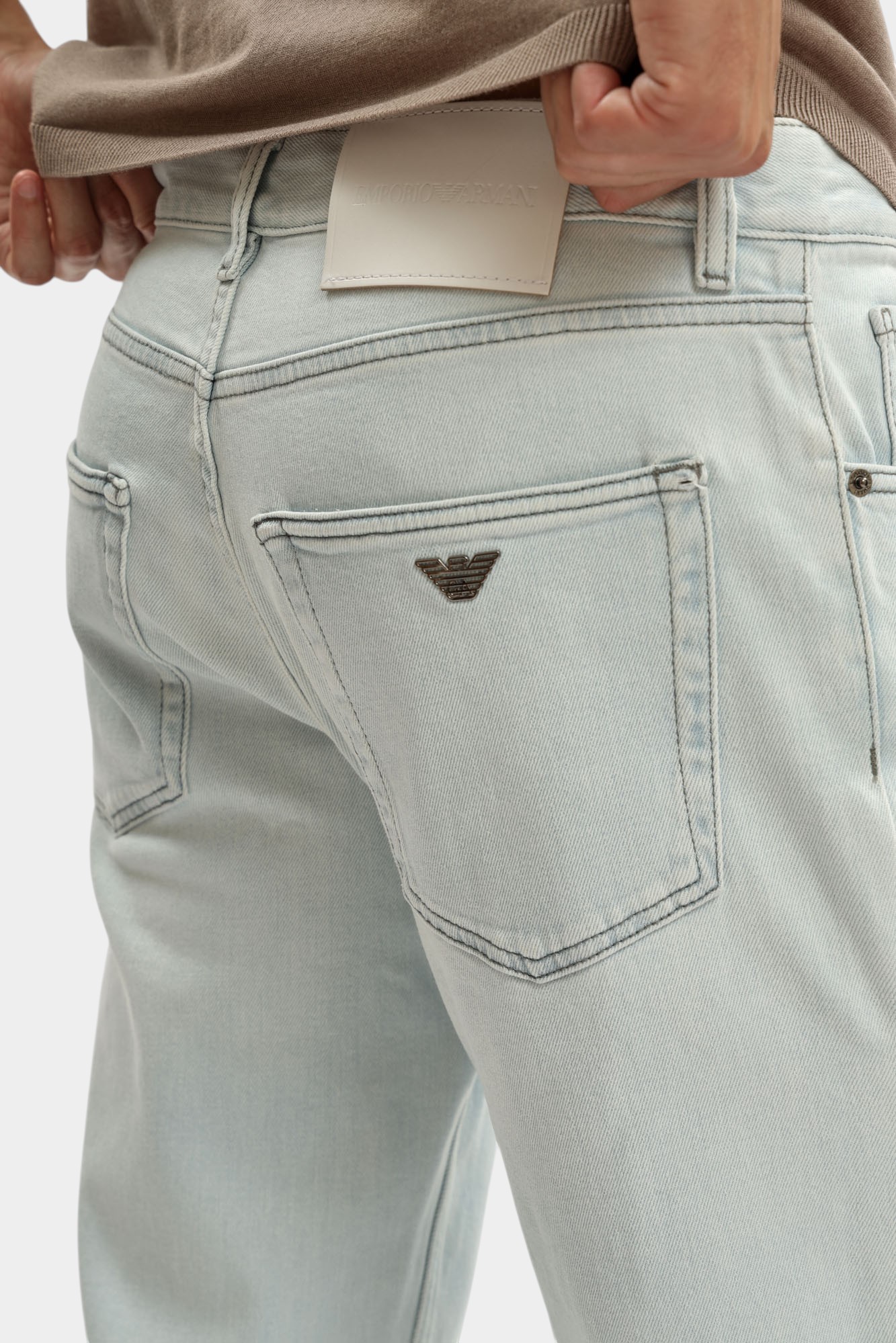 EM000763_AF13280 Джинсы Emporio Armani Синий