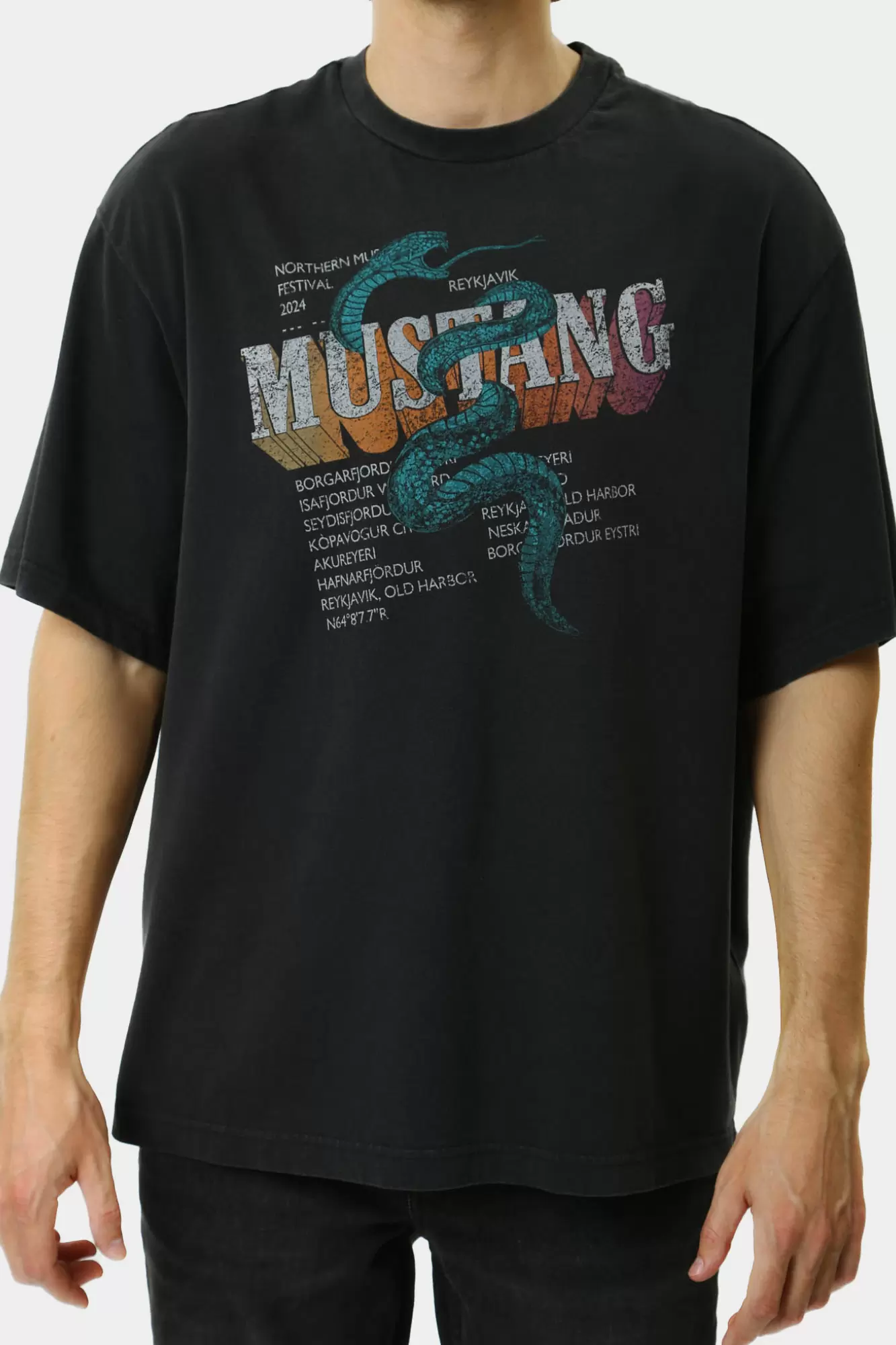 1015658 Футболка Mustang Черный