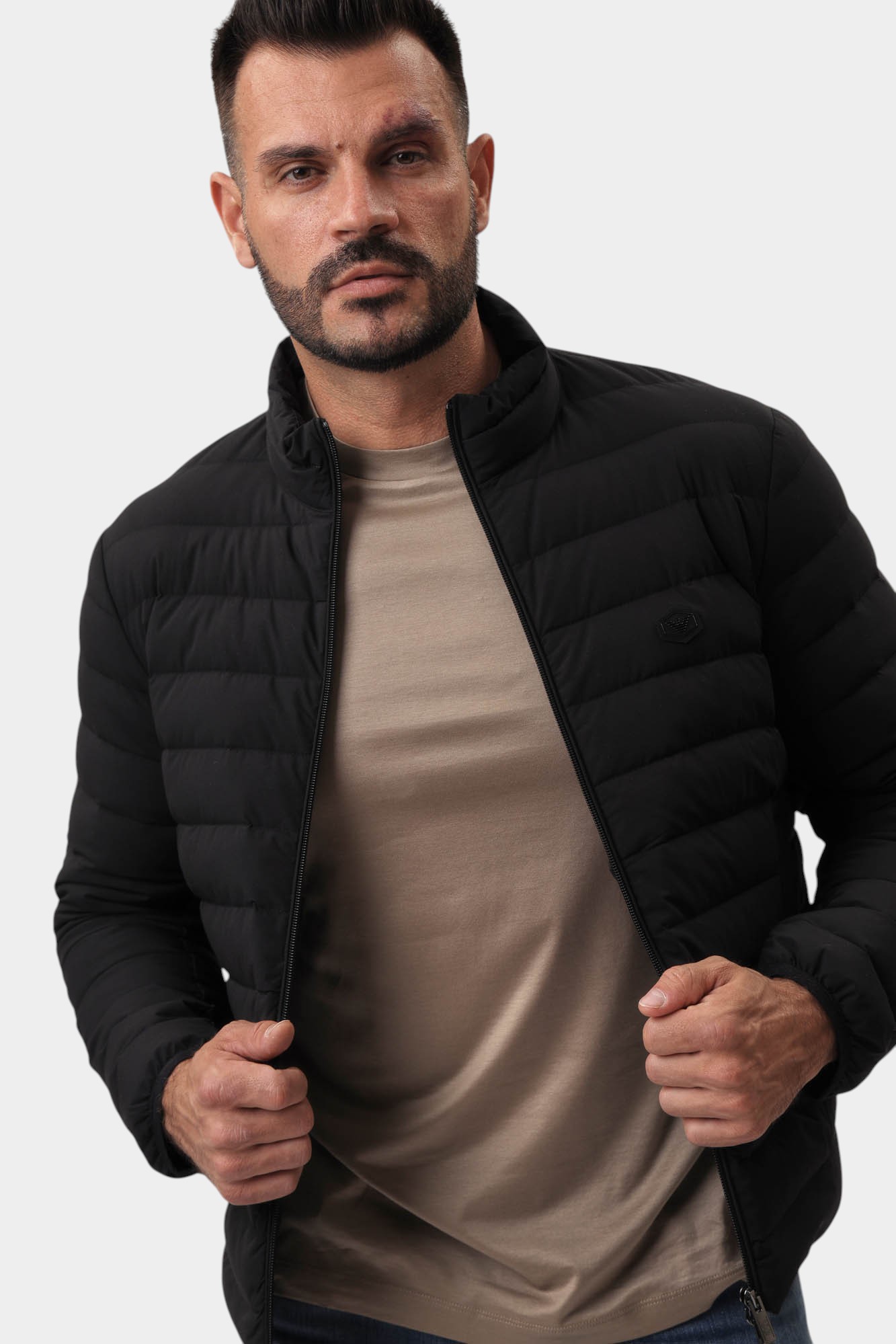 8N1BQ2_1NLRZ Куртка Emporio Armani Черный