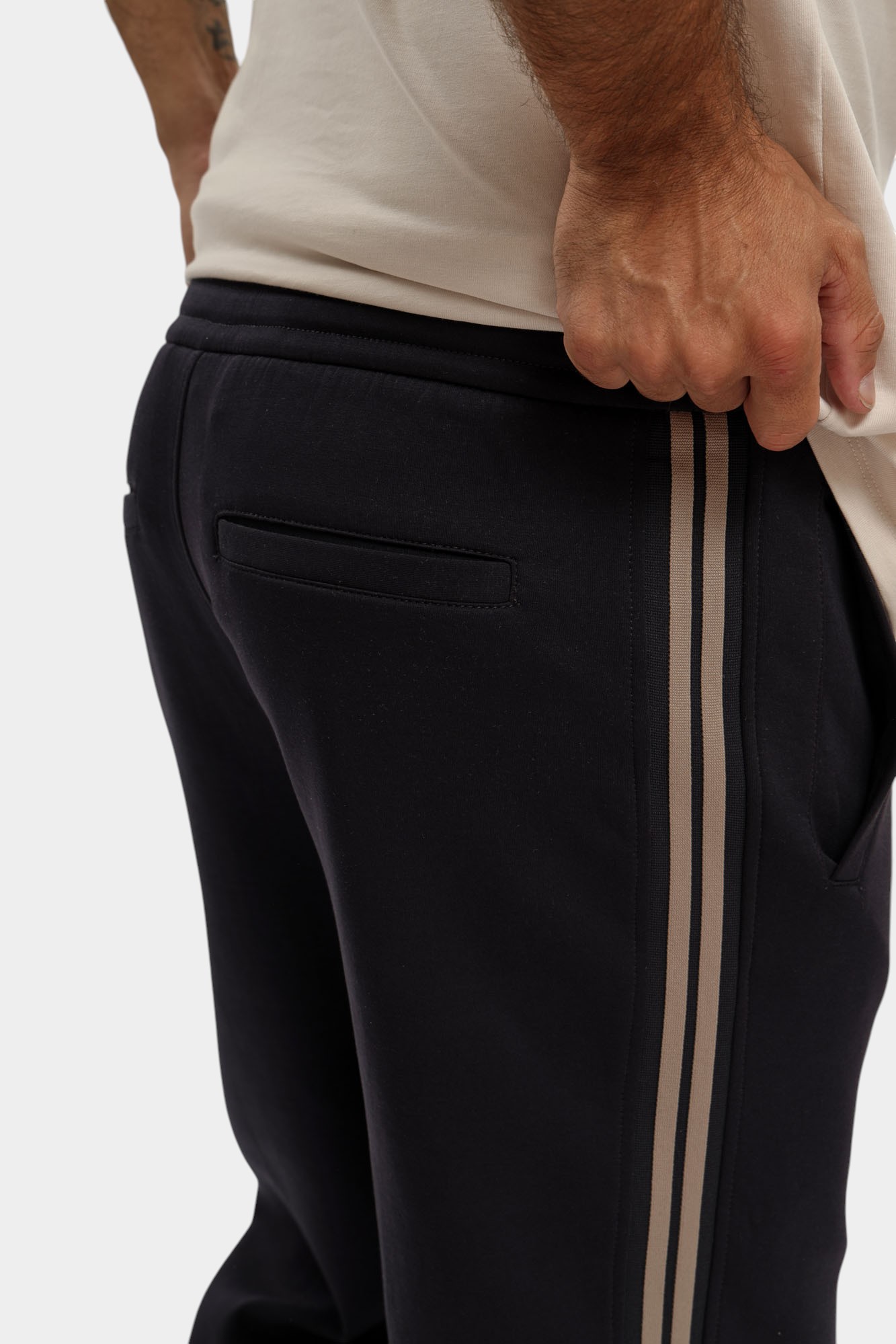 XM001362_AF10818 Брюки спортивные Armani Exchange Синий