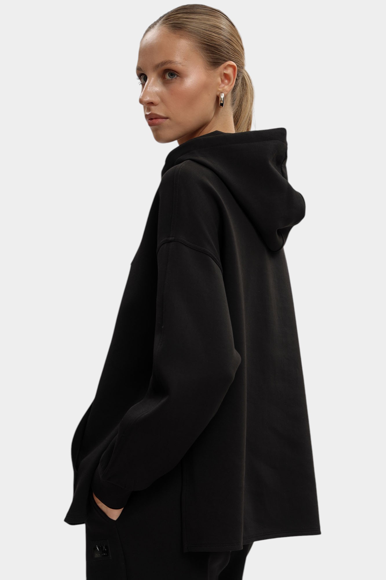 XW000987_AF10818 худи armani exchange