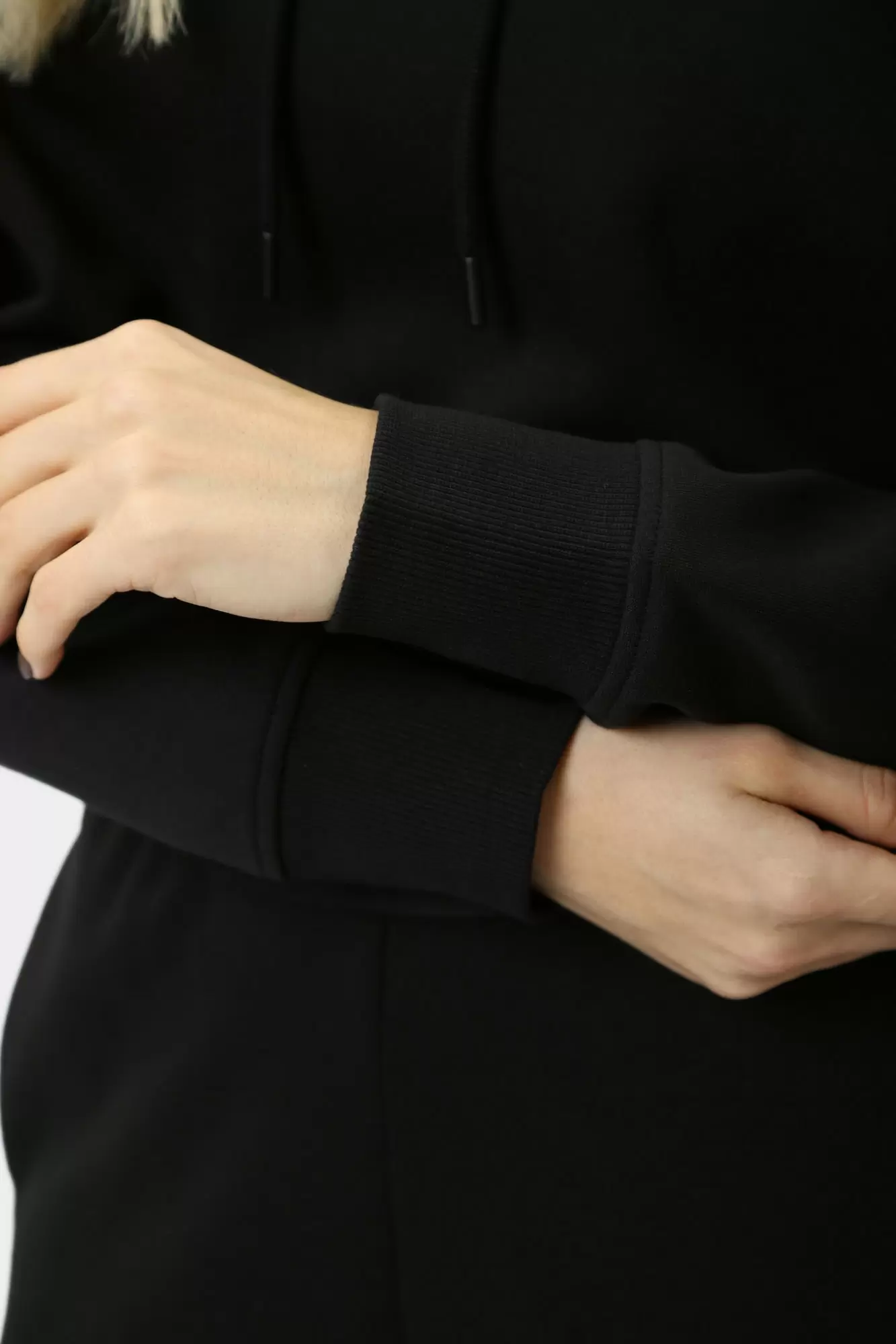 J20J224691 худи calvin klein jeans 